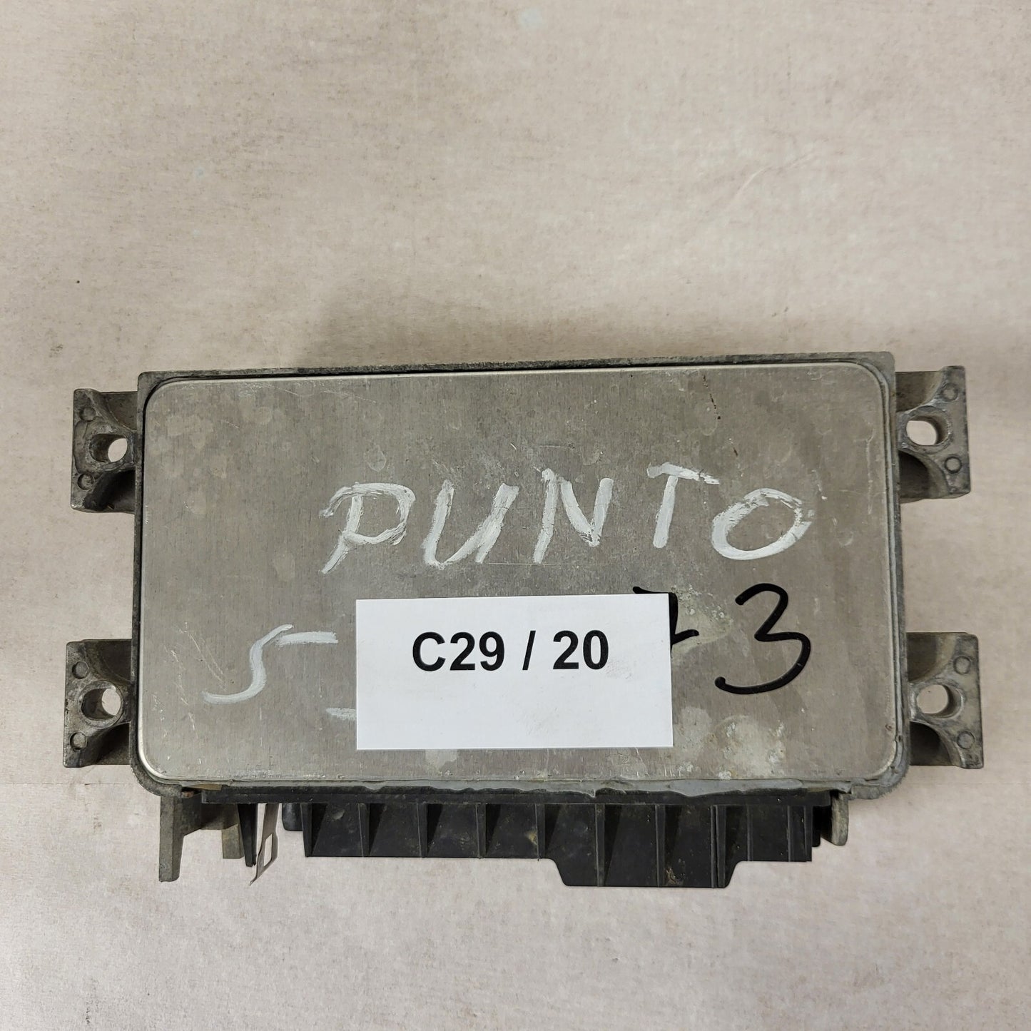 FIAT PUNTO LANCIA Y ECU / IAW 16F.EB / 46545150 / 61602.102.01 / MAGNETI MARELLI