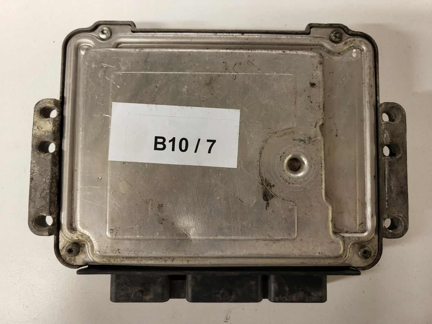FORD FOCUS CMAX ECU / 0281011263 / 4M51-12A650-NC / 6BMD / 4M5112A650NC / BOSCH