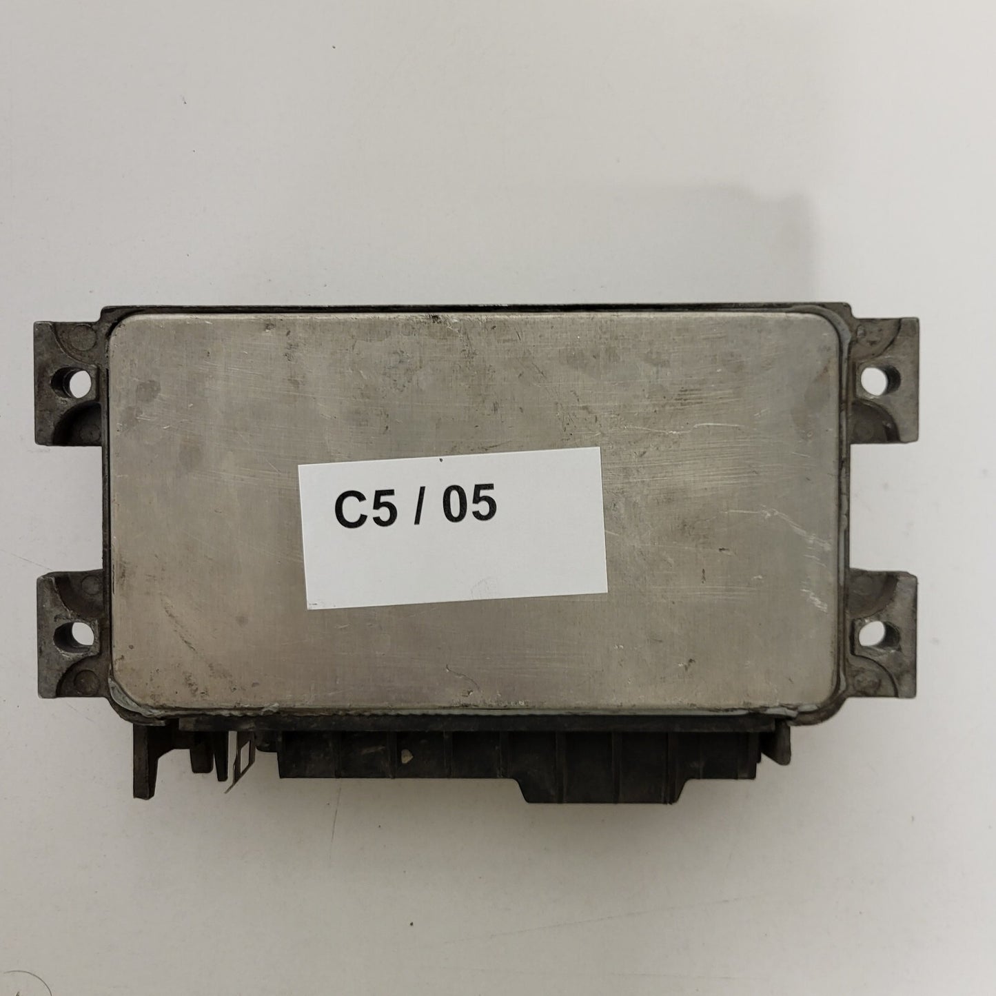 FIAT PUNTO 1.2 ECU / IAW 16F.E3 / 46531212 / 61602.106.01 / MAGNETI MARELLI