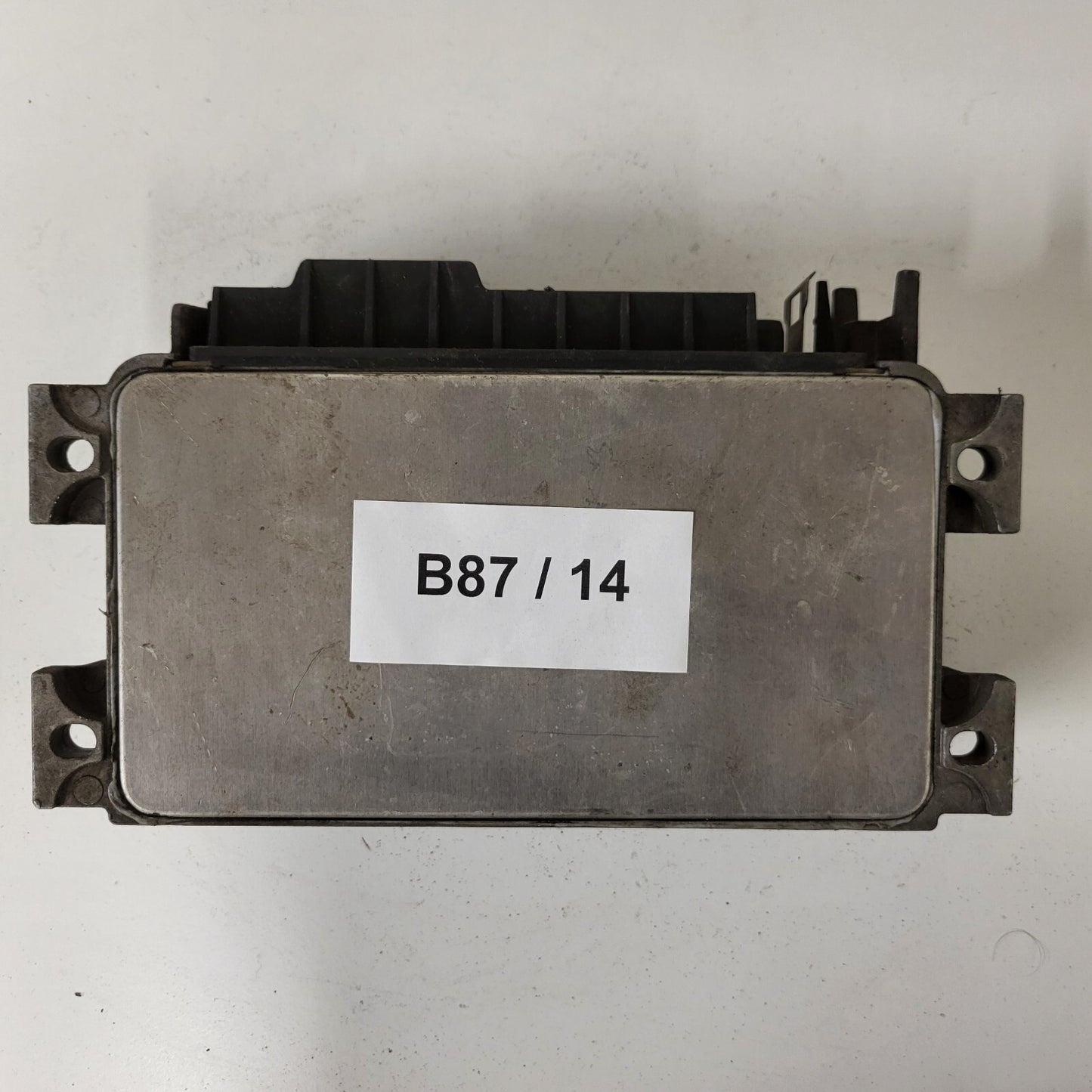 Fiat Punto 1.2 ECU / 46545152 / IAW 16F.E3 / 61602.106.02 / MARELLI