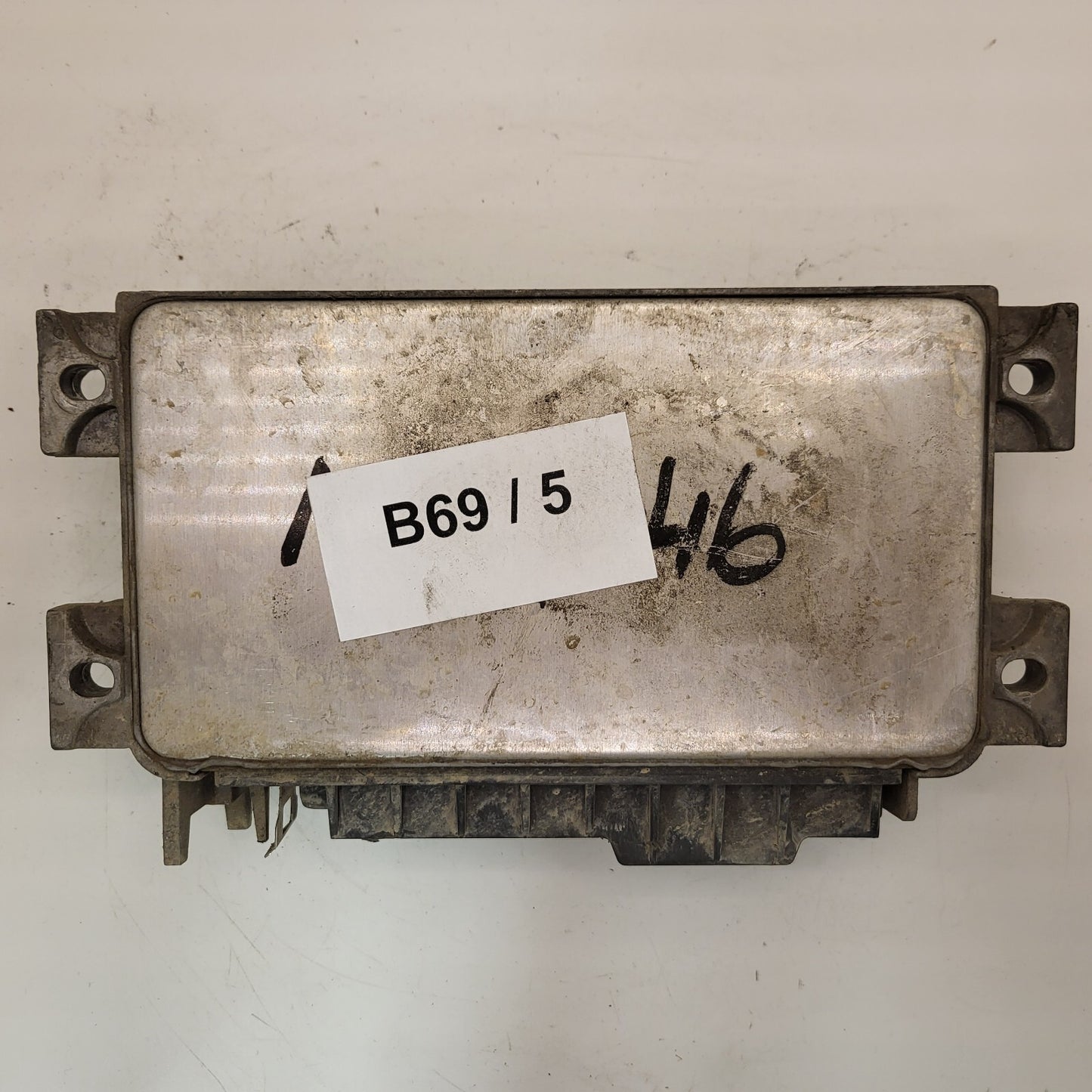 Fiat Punto 1.1 ECU / IAW 16F.EB / 7795574 / 61602.063.01 / MAGNETI MARELLI