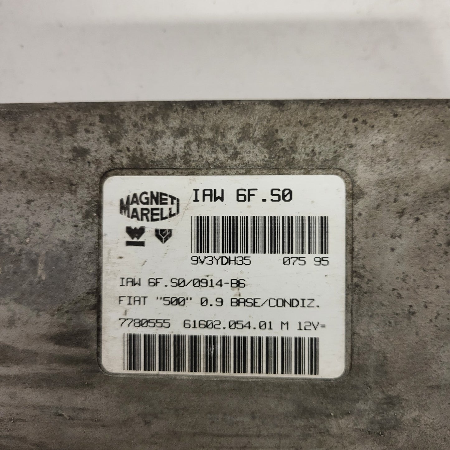 FIAT 500 ECU / IAW 6F.S0 / 7780555 / 61602.054.01 / MAGNETI MARELLI