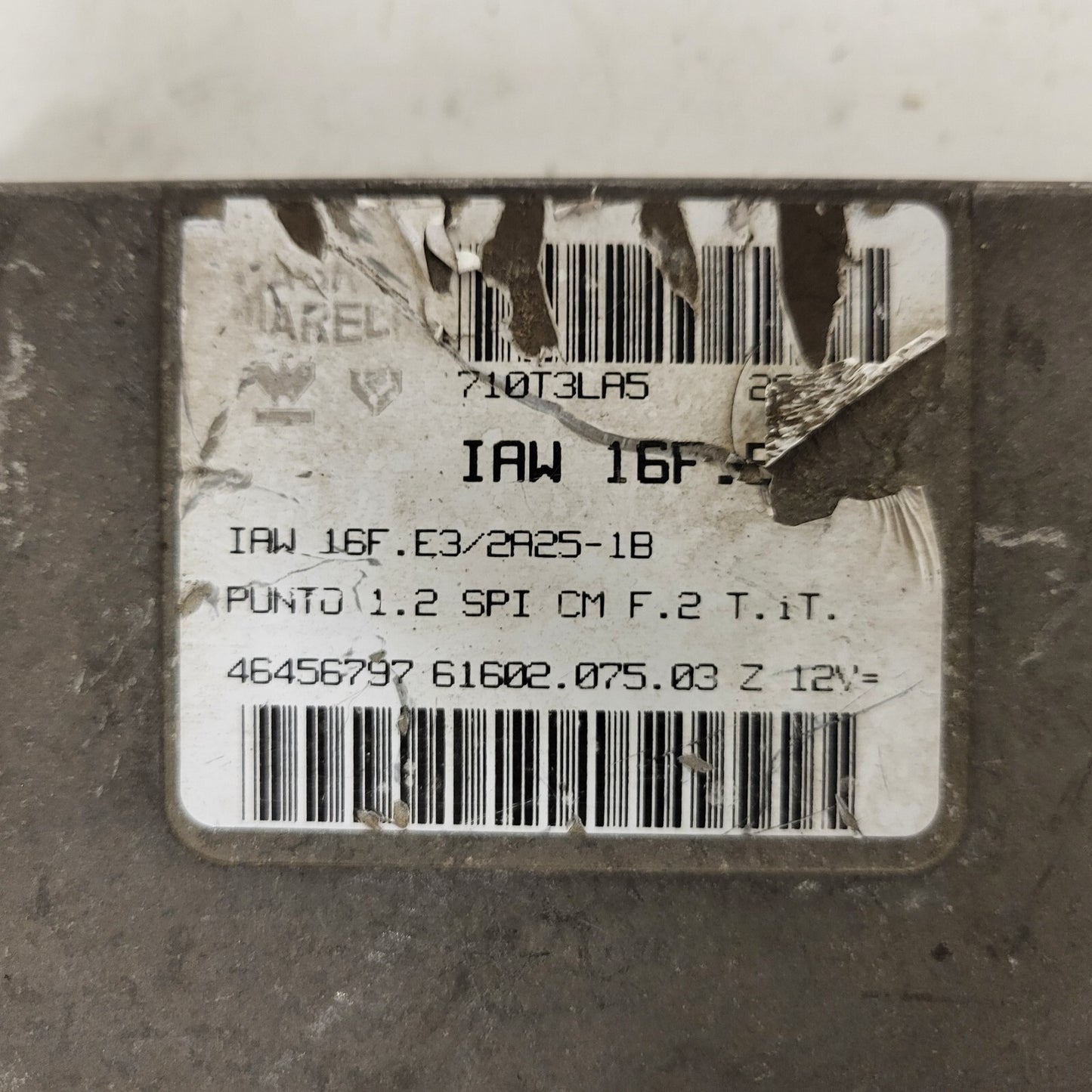 Fiat Punto 1.2 ECU / 46456797 / IAW 16F.E3 / 61602.075.03 / MAGNETI MARELLI