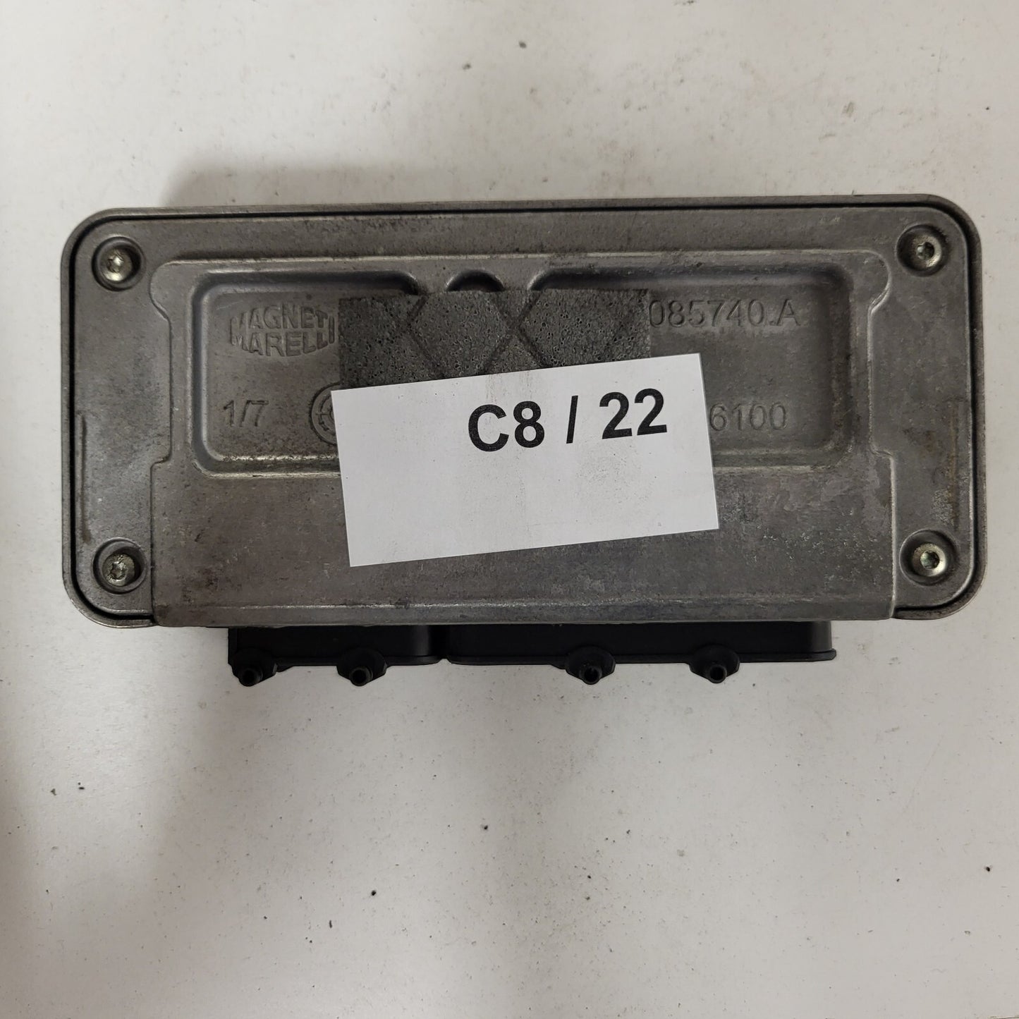 VW POLO 6R ECU / 03C906024CN / 4HV CGGB / MY2 4HV.CN / MAGNETI MARELLI