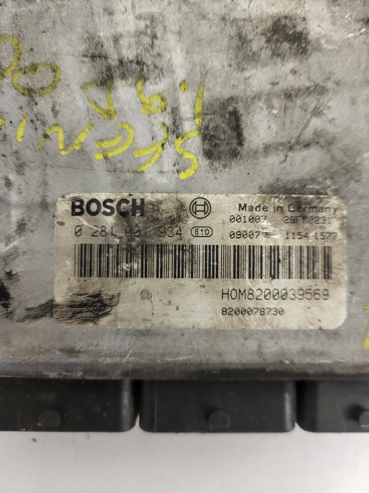 Renault Laguna ECU / 0281001934 / 8200039569 / 8200078730 / BOSCH