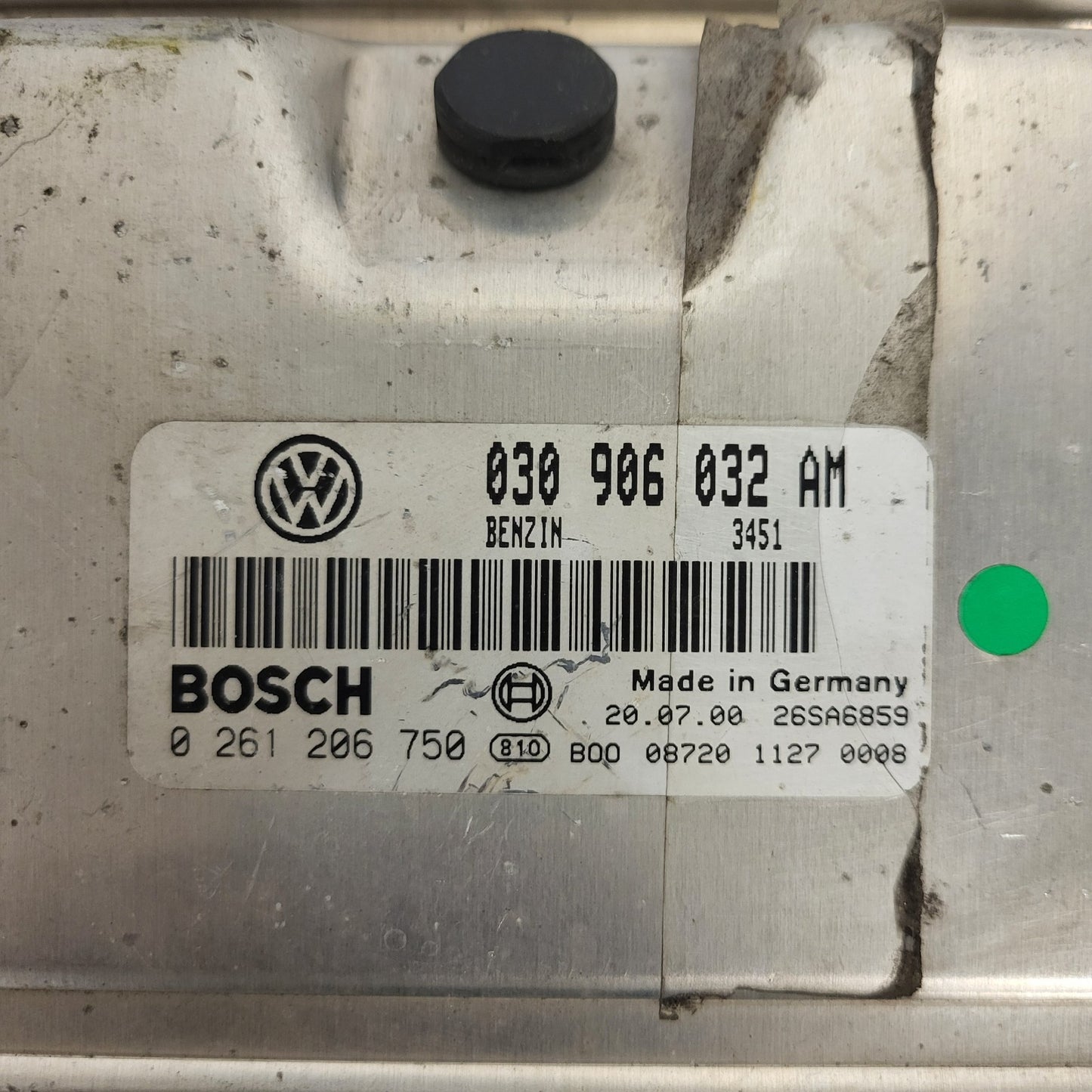 VW POLO ECU / 030906032AM / 0261206750 / BOSCH
