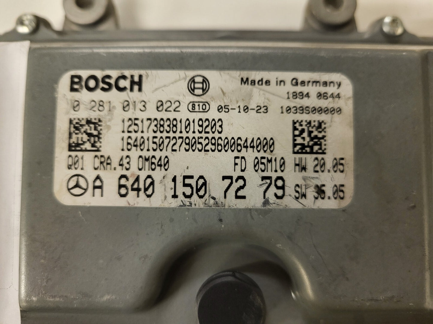 MERCEDES BENZ A B / 0281013022 / A6401507279 / BOSCH CRA.43 OM640