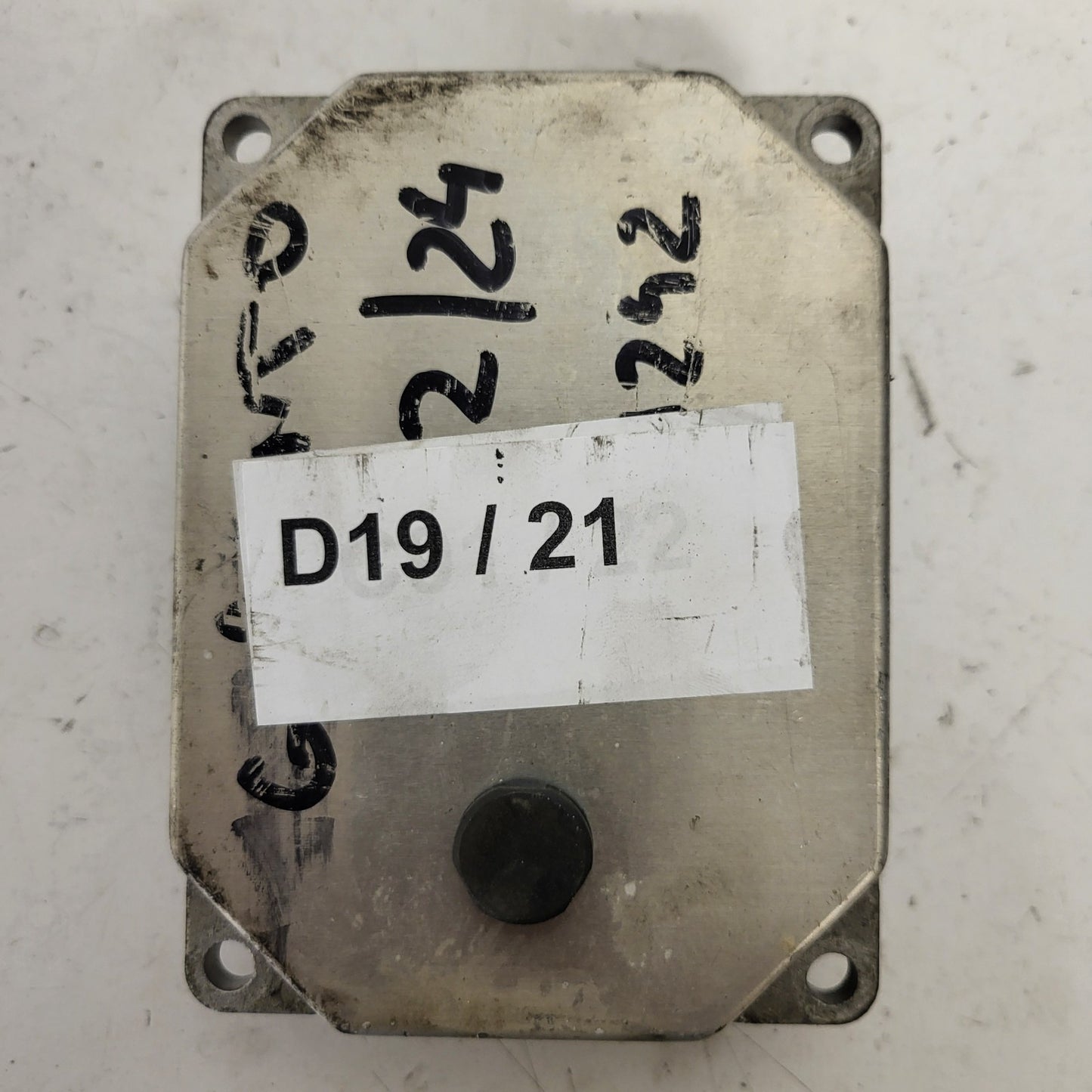 FIAT GRANDE PUNTO ECU / IAW 5SF3.M1 / 51780240 / 61601.098.05 / HW300 IAW5SF3.M1