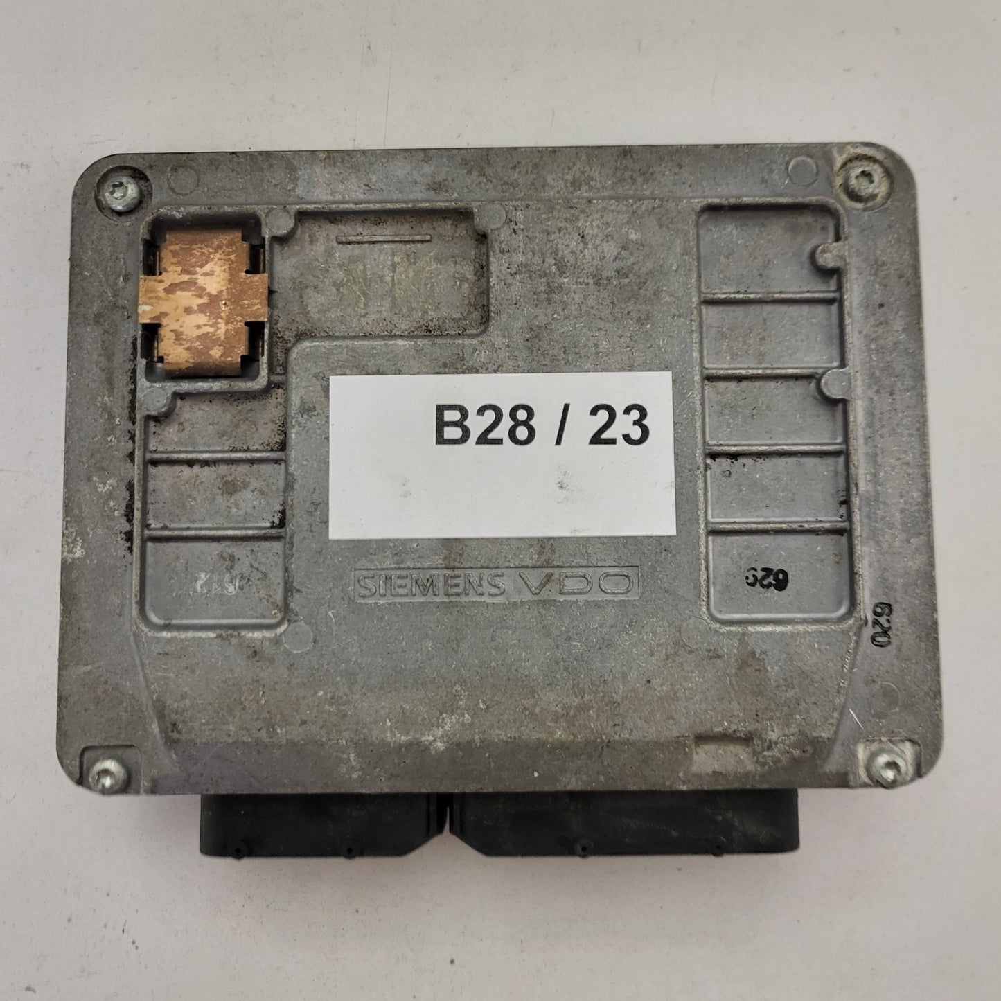 VW FOX ECU / 03D906033H / 5WP40309 02 / SIMOS 3PG / SIMENES