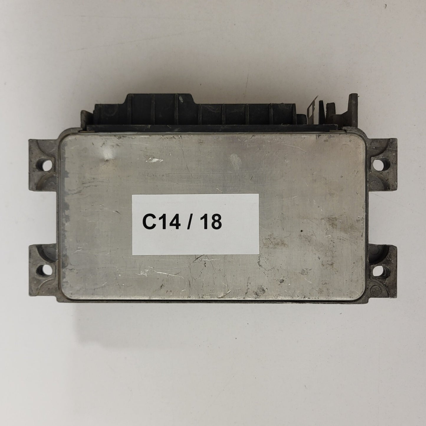 FIAT PUNTO LANCIA Y 1.1 ECU / IAW 16F.EB / 46480662 / 61602.102.00 / MAGNETI MA