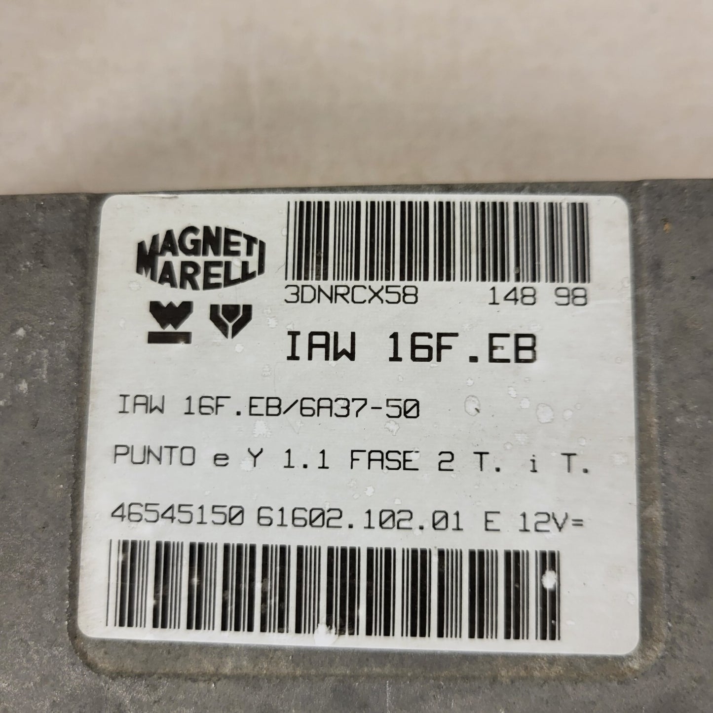 FIAT PUNTO LANCIA Y ECU / IAW 16F.EB / 46545150 / 61602.102.01 / MAGNETI MARELLI