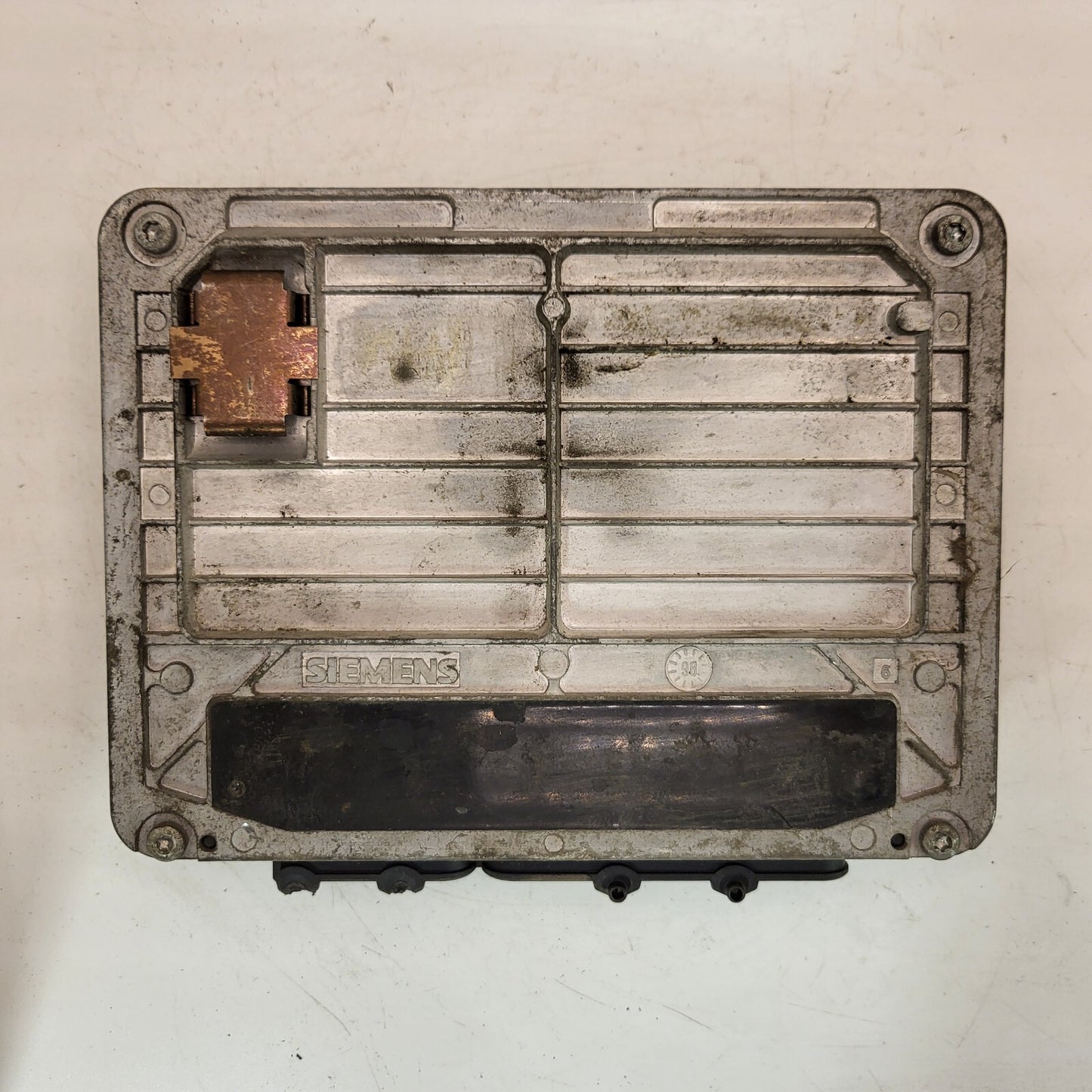 VW AUDI ECU / 06A906019 / 5WP4190 03 / SIEMENS
