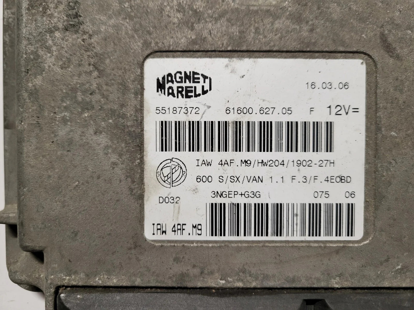 Fiat Seicento 600 ECU / 55187372 / IAW 4AF.M9 / 61600.627.05 / MAGNETI MARELLI
