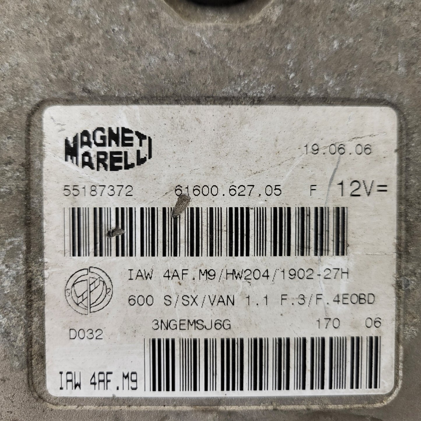 Fiat Seicento 600 ECU / 55187372 / IAW 4AF.M9 / 61600.627.05 / MAGNETI MARELLI