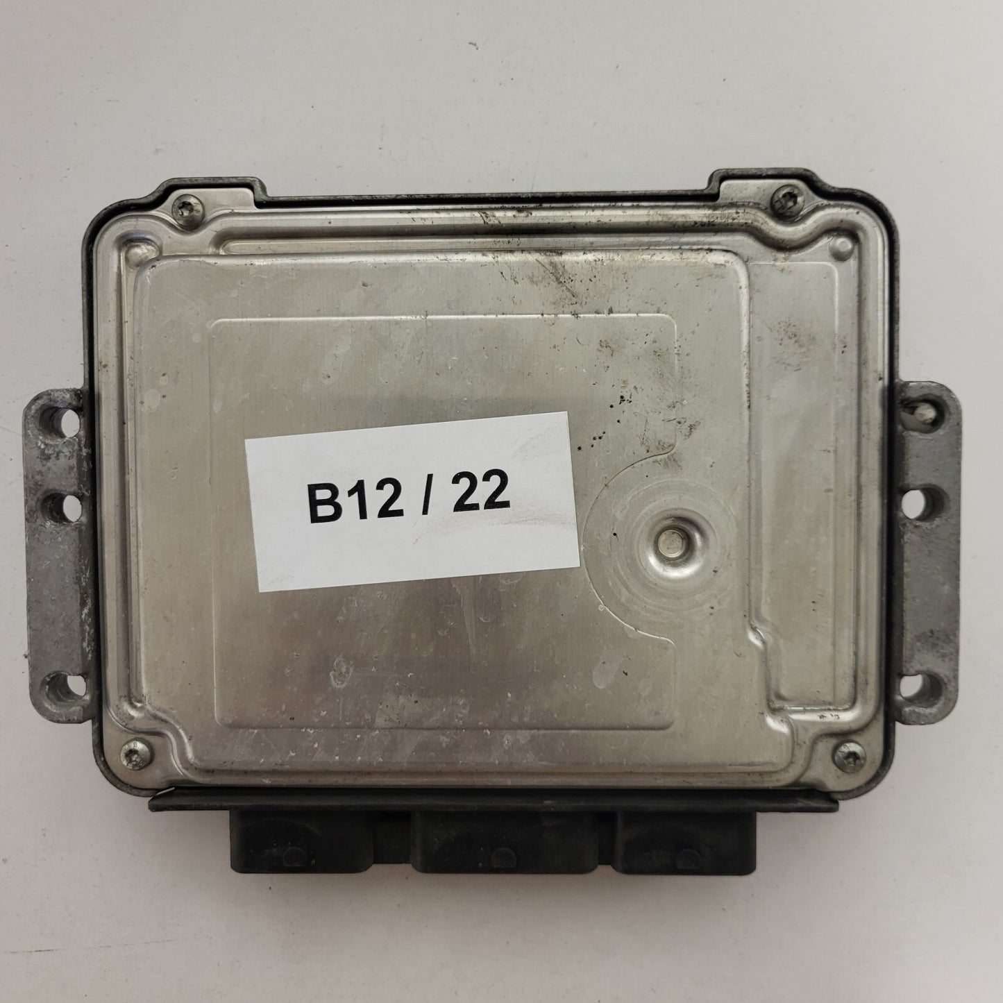 Ford ECU / 4M51-12A650-YD / 0281011701 / 7AMD / BOSCH