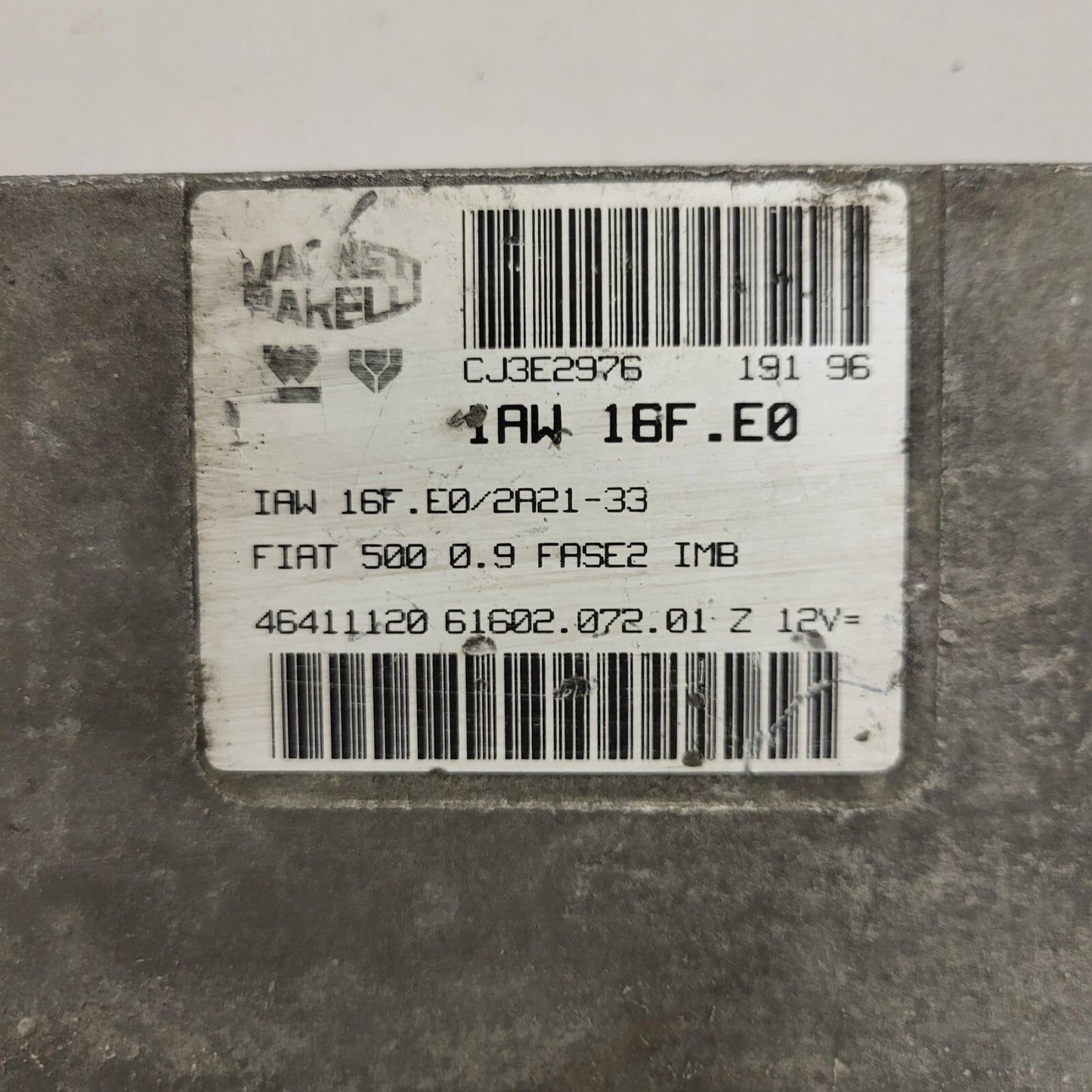 Fiat 500 0.9 ECU / 46411120 / IAW 16F.E0 / 61602.072.01 / MAGNETI MARELLI