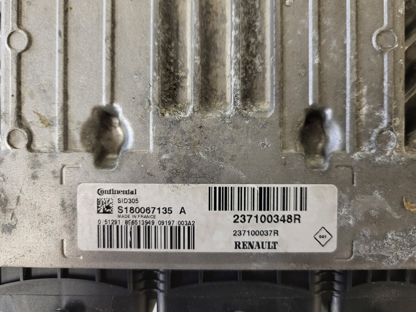 RENAULT MEGANE ECU / S180067135A / SID305 / 237100348R / 237100037R / CONTINENTA