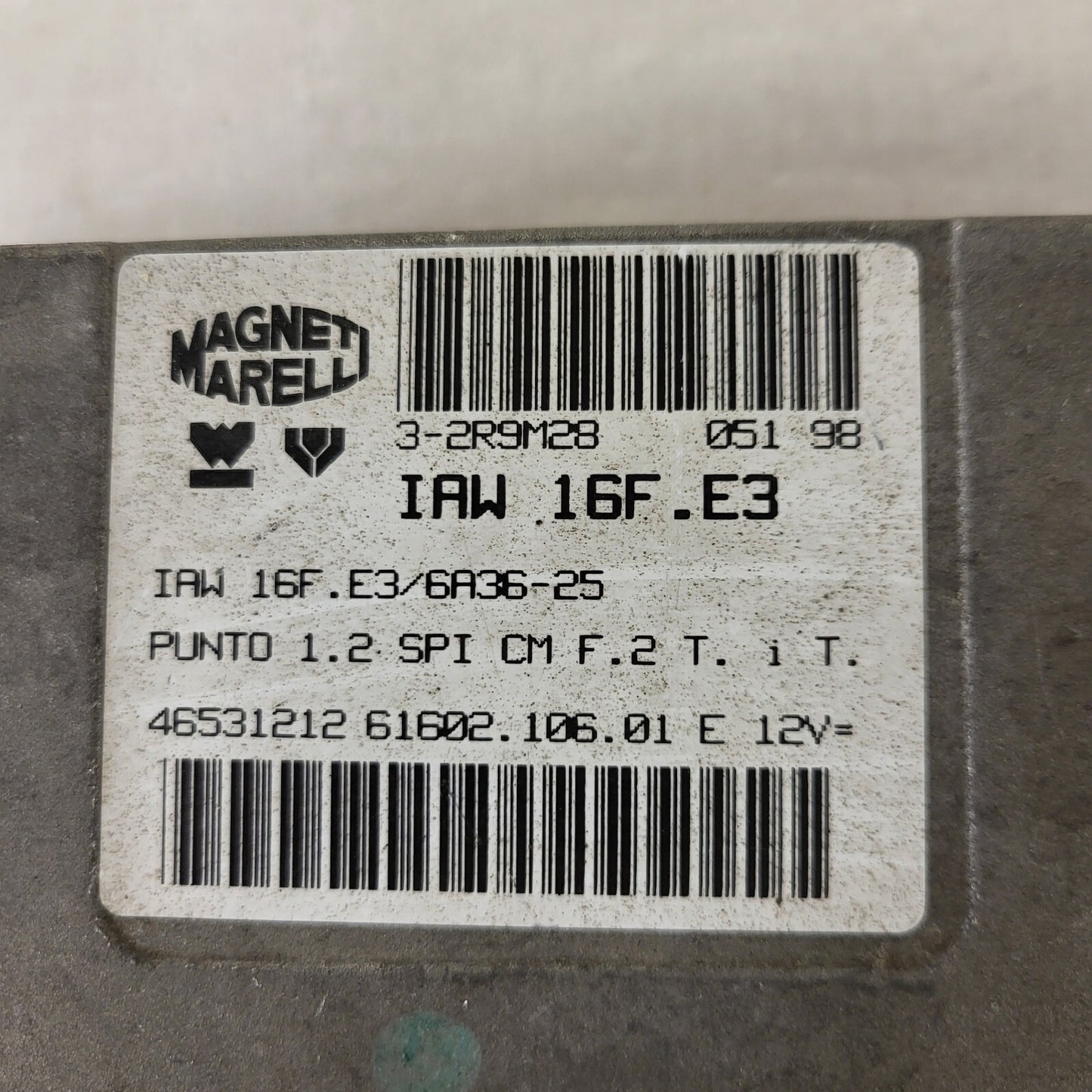 FIAT PUNTO 1.2 ECU / 16F.E3 / 46531212 / 61602.106.01 / MAGNETI MARELLI