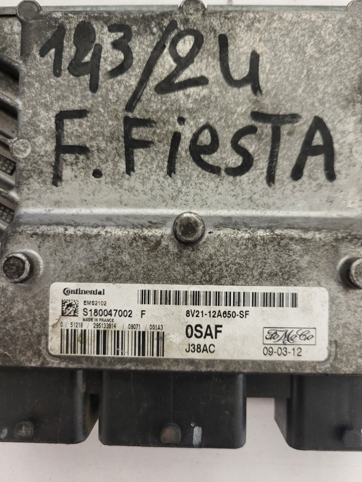 FORD FIESTA ECU / 8V21-12A650-SF / S180047002 / S180047002F / 38JAC / 0SAF