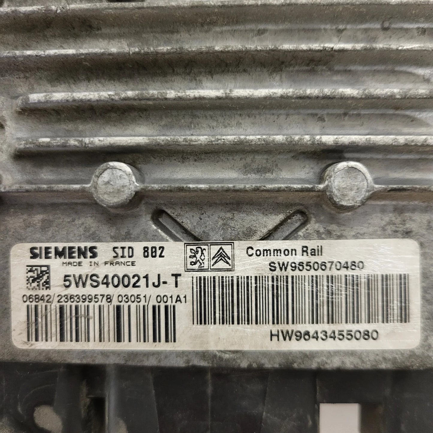 CITROEN C2 C3 ECU / 5WS40021J-T / 9650670480 / 9643455080 / SID802 / SIEMENS