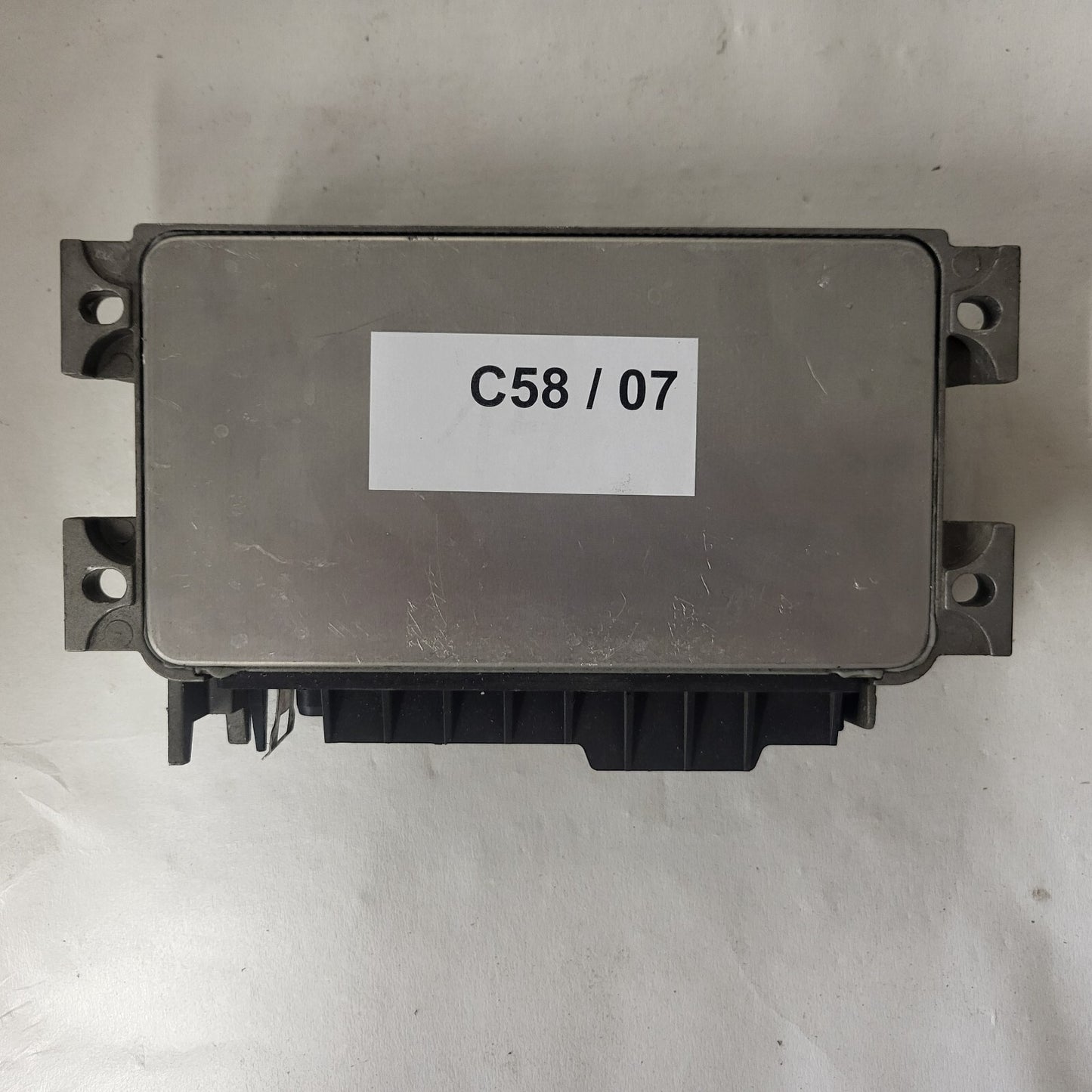 LANCIA Y 1.2 ECU / IAW 16F.ET / 46531221 / 61602.108.01 MAGNETI MARELLI