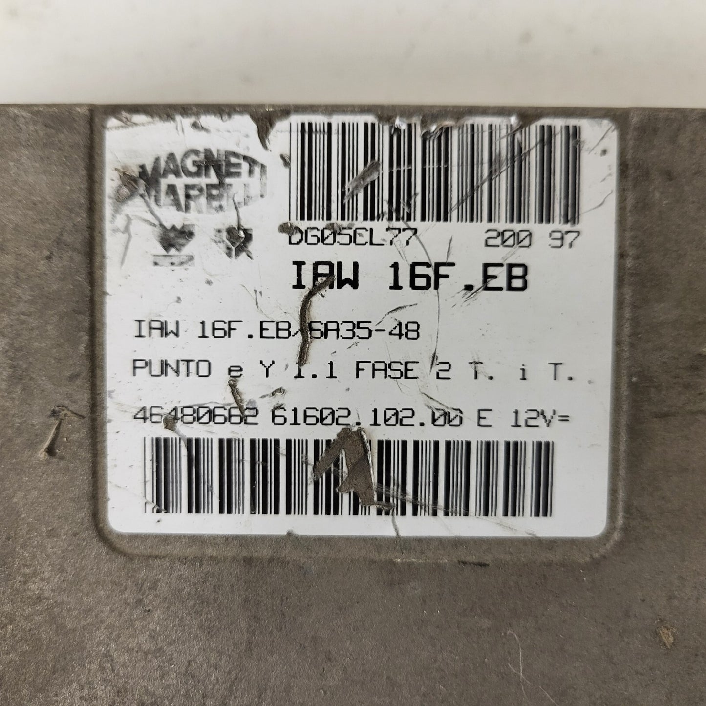 FIAT PUNTO LANCIA Y 1.1 ECU / IAW 16F.EB / 46480662 / 61602.102.00 / MAGNETI MAR