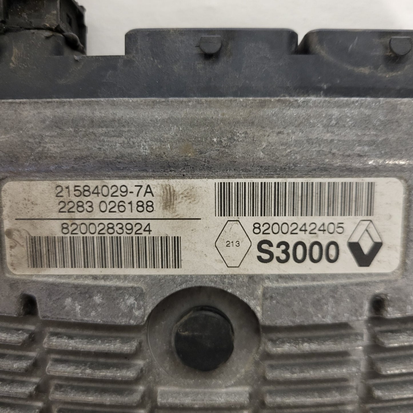 Renault Megane 1.6 16V ECU / 21584029-7A / 8200242405 / 8200283924 / S3000