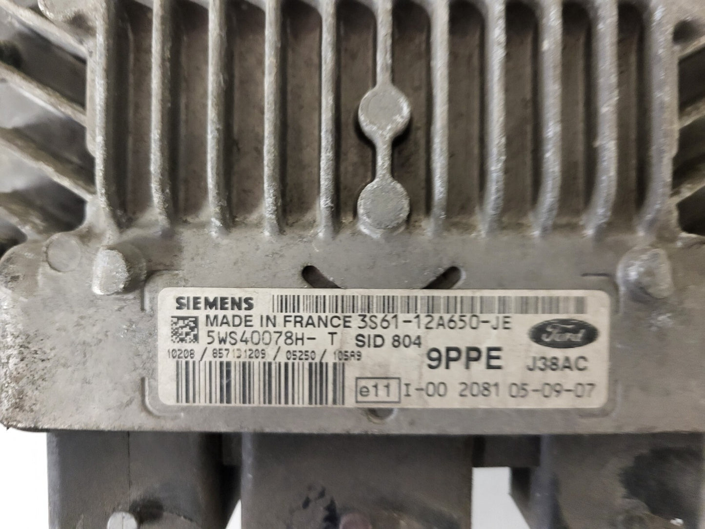 FORD ECU / 3S61-12A650-JE / 5WS40078H-T / 9PPE / SID 804 / SIEMENS