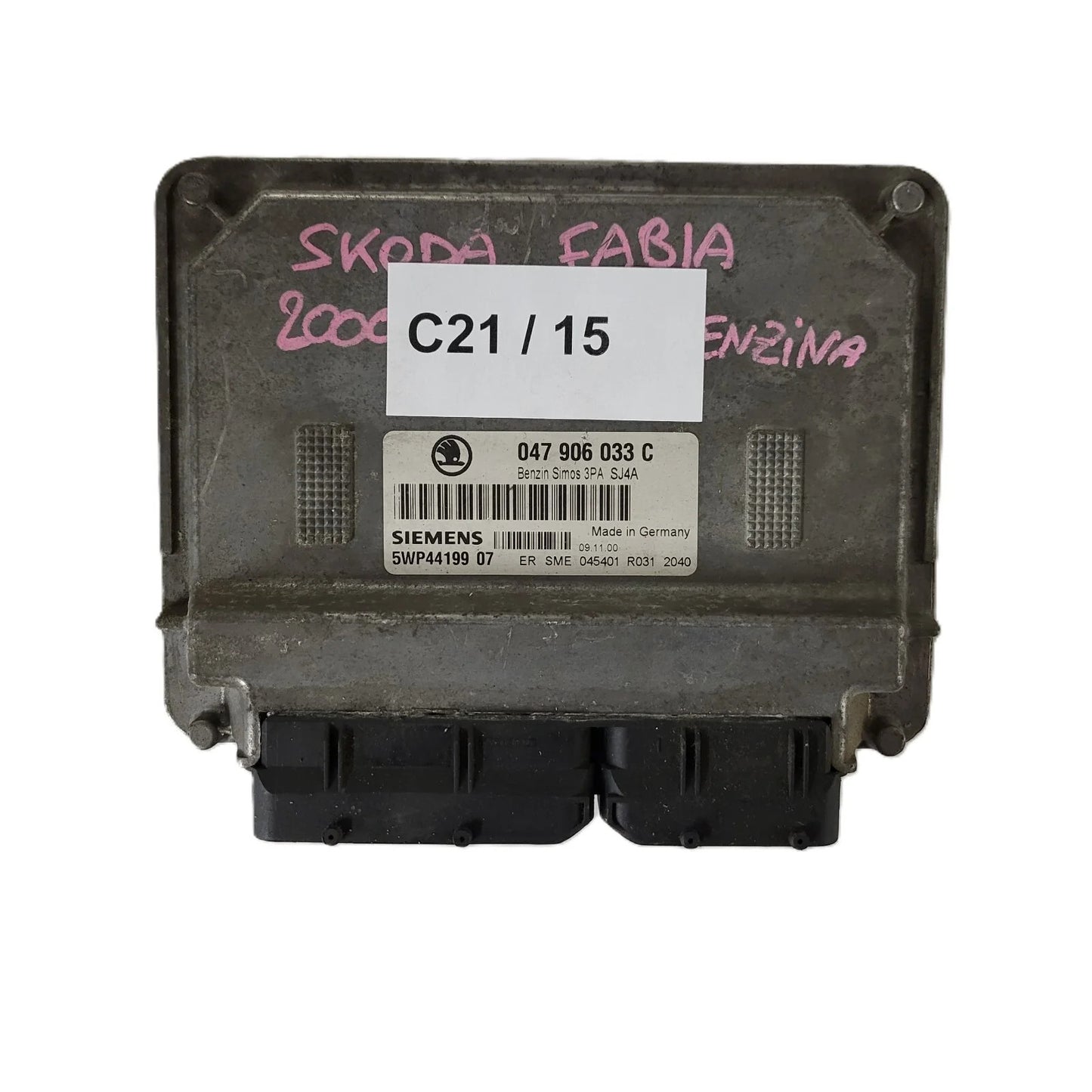 ŠKODA FABIA ECU / 047906033C / 5WP44199 07 / SIEMENS