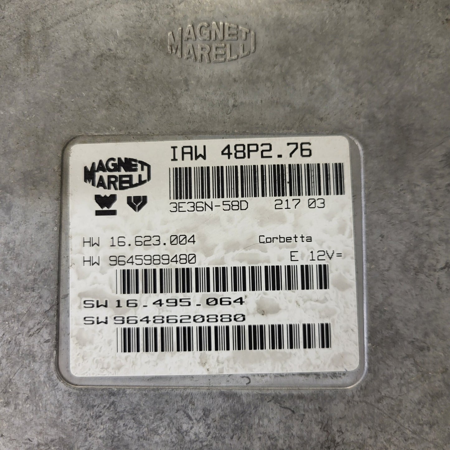 Peugeot 206 1.1 ECU / IAW 48P2.76 / SW 9648620880 / HW 9645989480