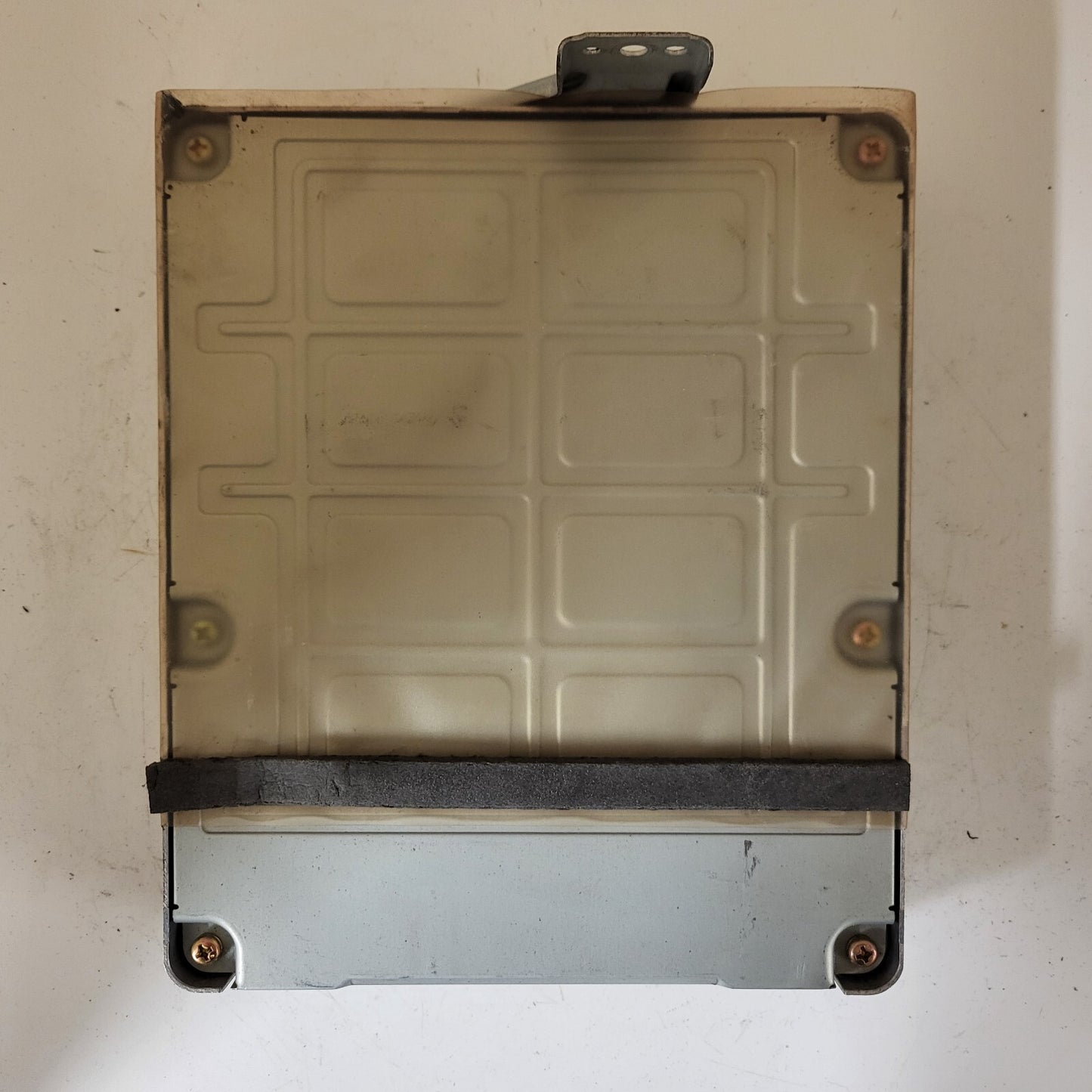 TOYOTA YARIS ECU / 89661-52064 / 211000-7214 / 1SZ-FE / FUJITSU