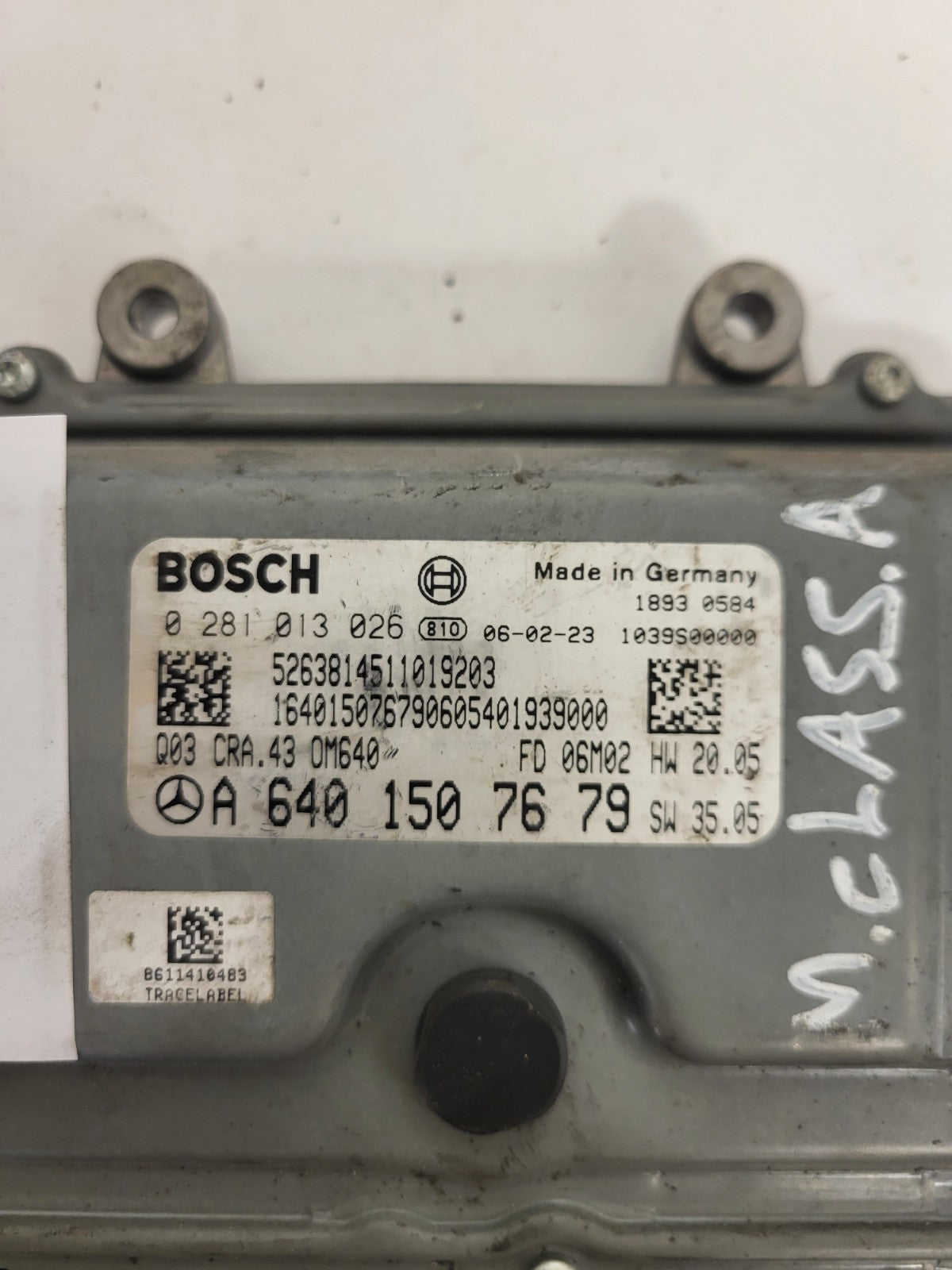 MERCEDES BENZ ECU / A6401507679 / 0281013026 / BOSCH