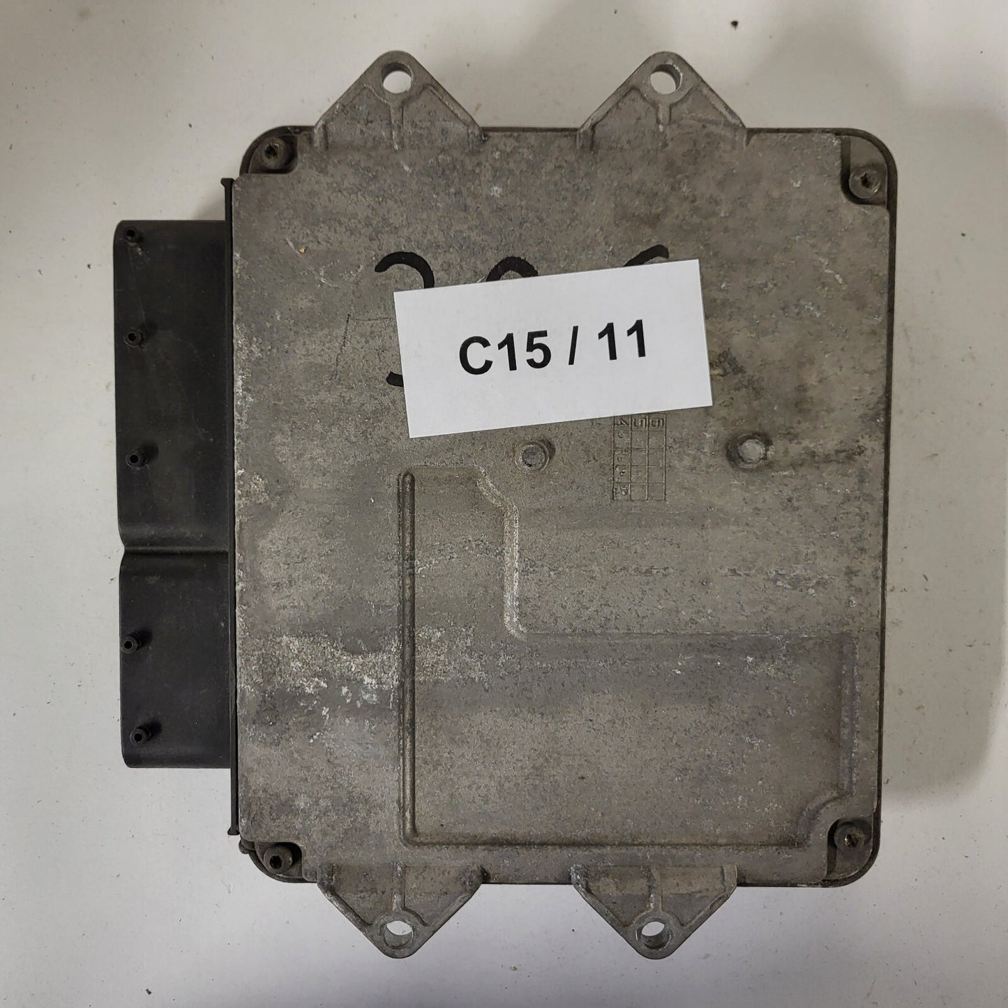 FIAT PUNTO ECU / MJD 6JF.P3 / 55195817 / HW1BM / 71600.053.00 / MAGNETI MARELLI