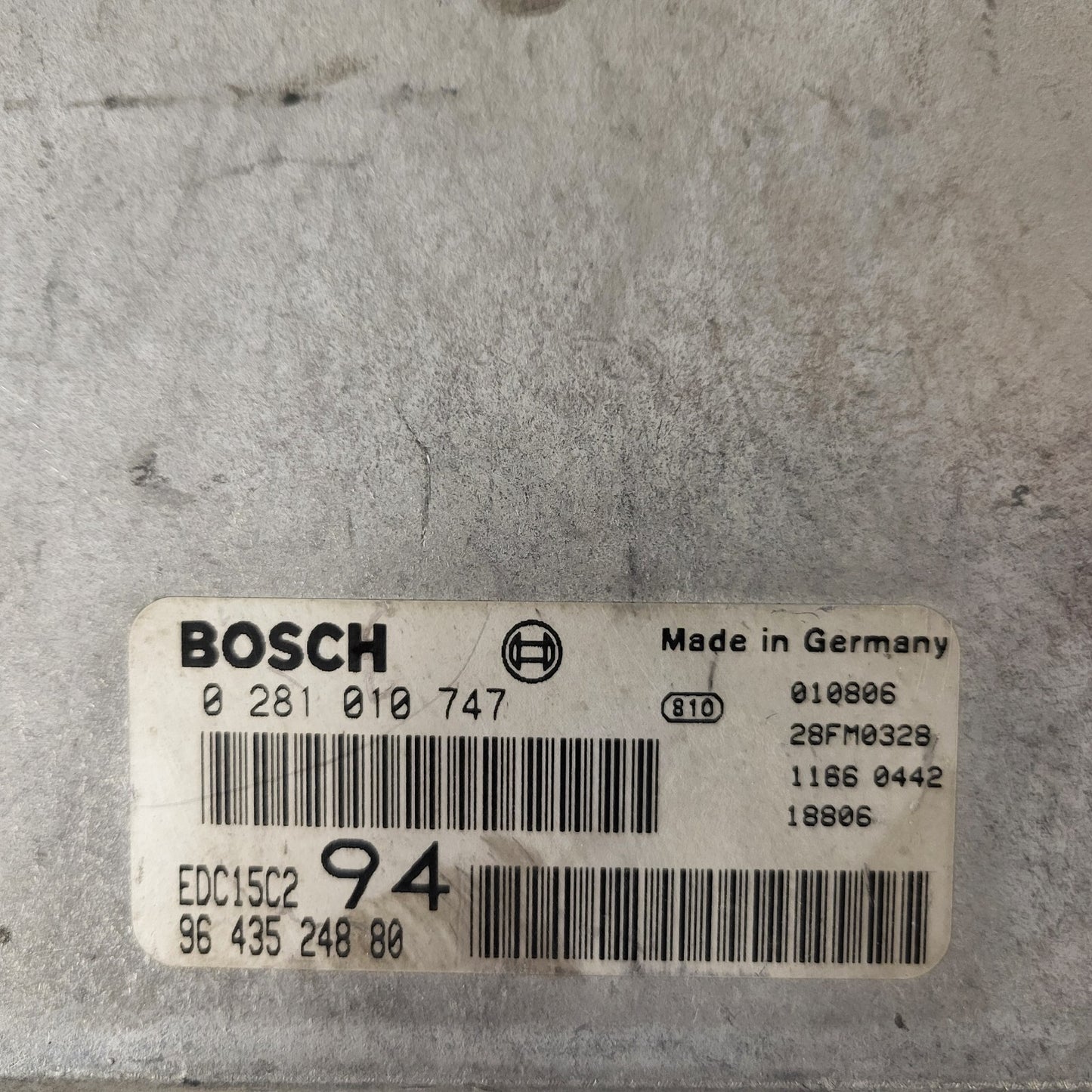 PEUGEOT 307 ECU / 0281010747 / EDC15C2 / 9643524880 / BOSCH