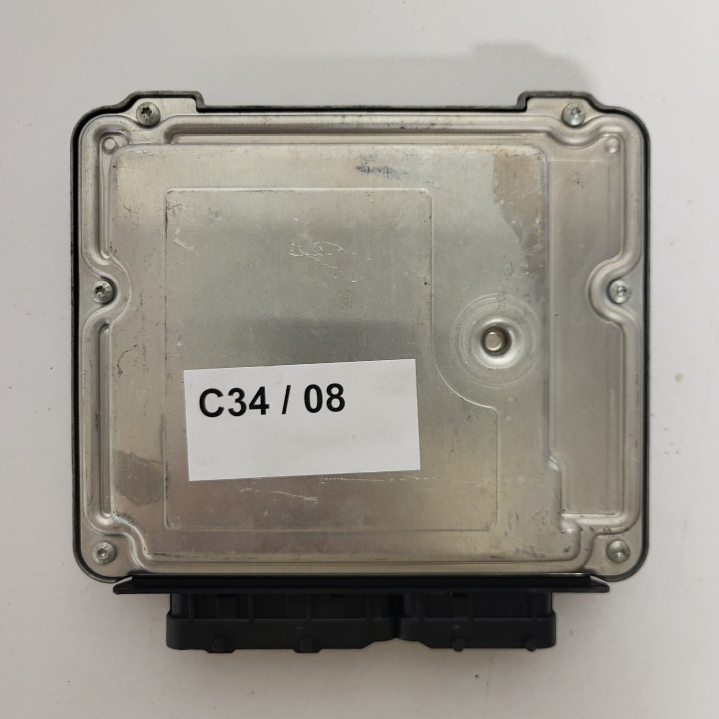 TOYOTA YARIS 1.4 ECU / 0281011731 / 89661-02A80 / A8 / 1ND-TV / BOSCH