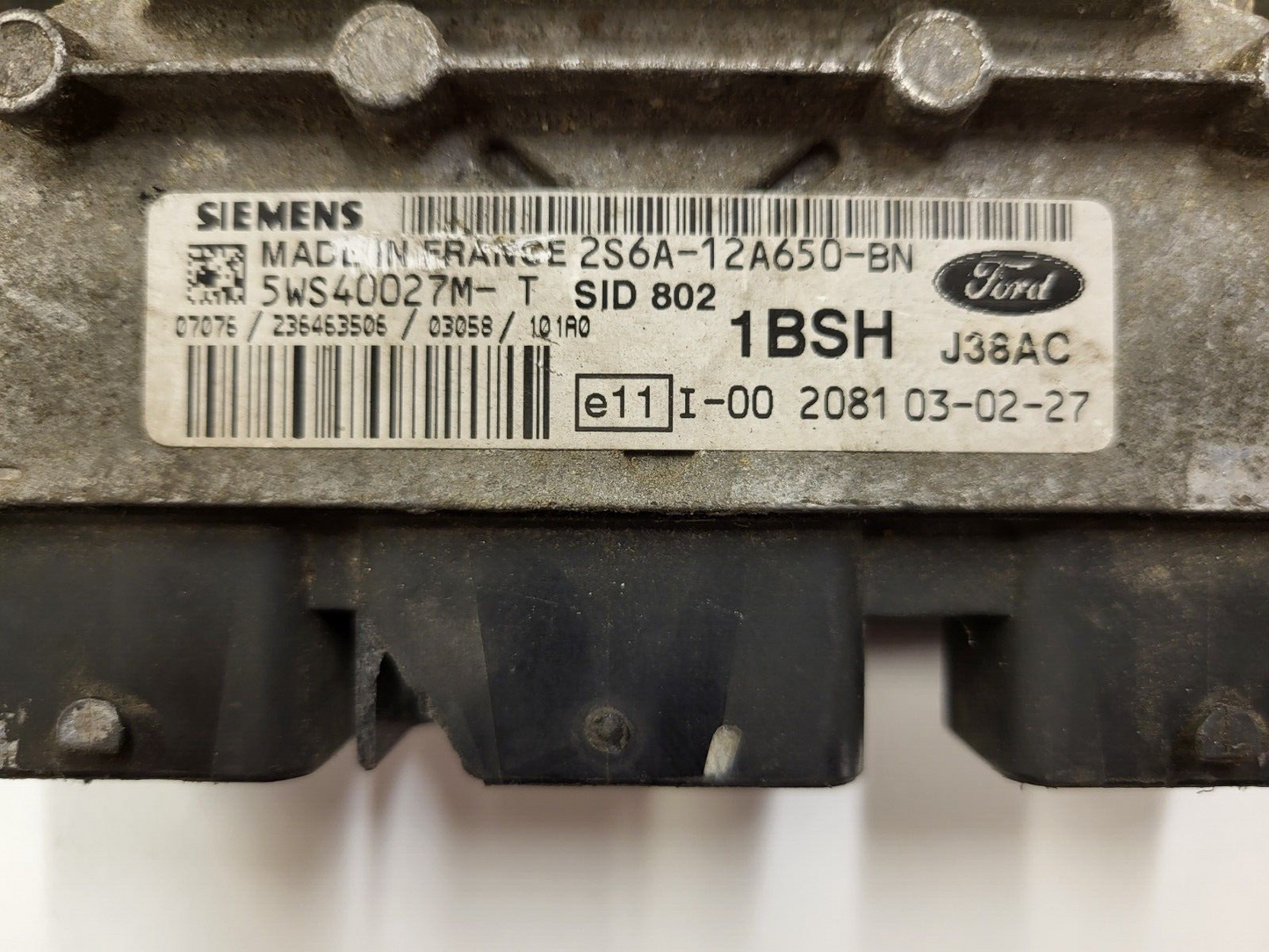 FORD FIESTA ECU / 2S6A-12A650-BN / 5WS40027-T / 1BSH / J38AC / SIEMENS