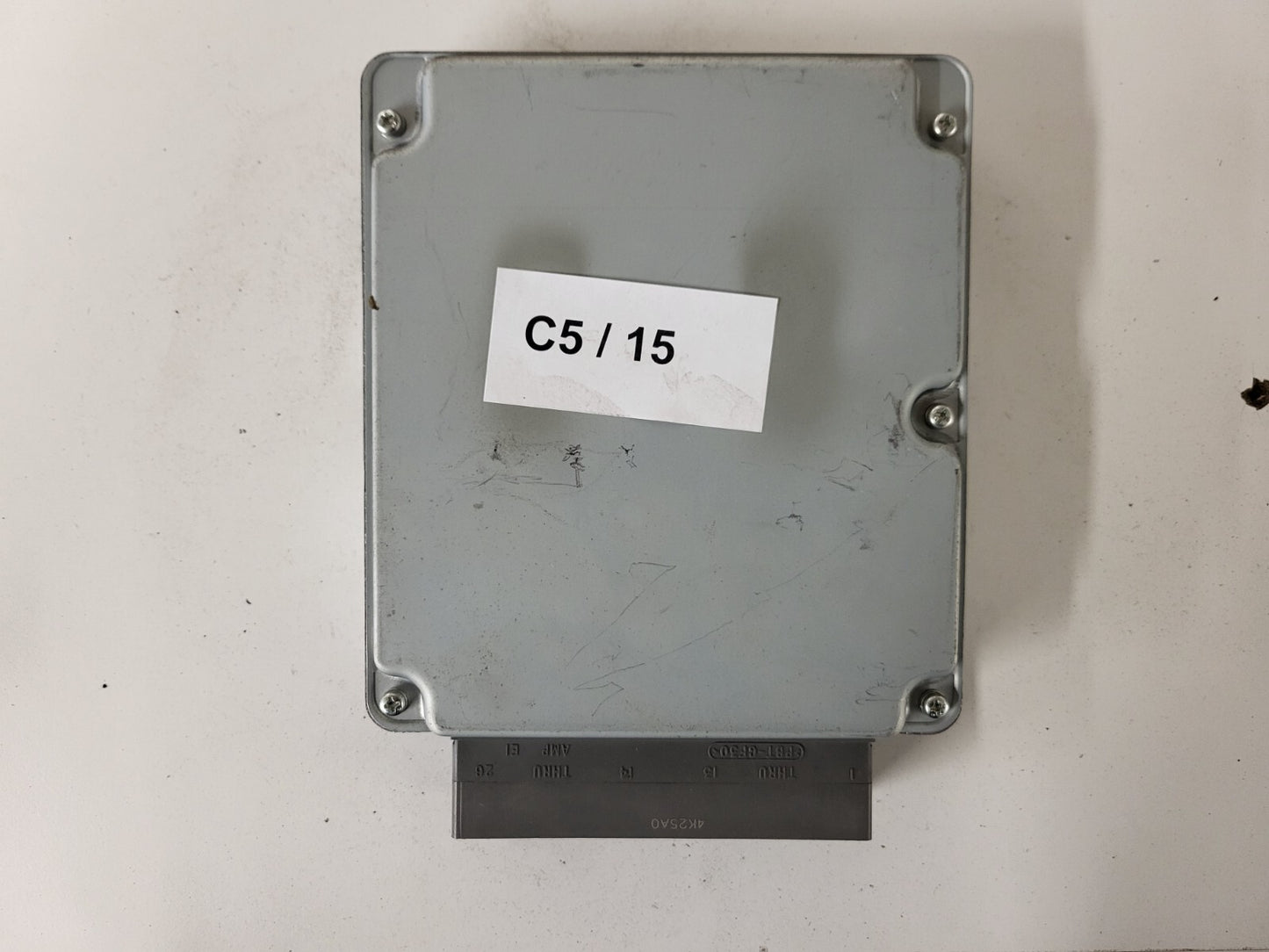 MAZDA 6 ECU / RF7G / RF7G18881B / 275800-6372 / DENSO