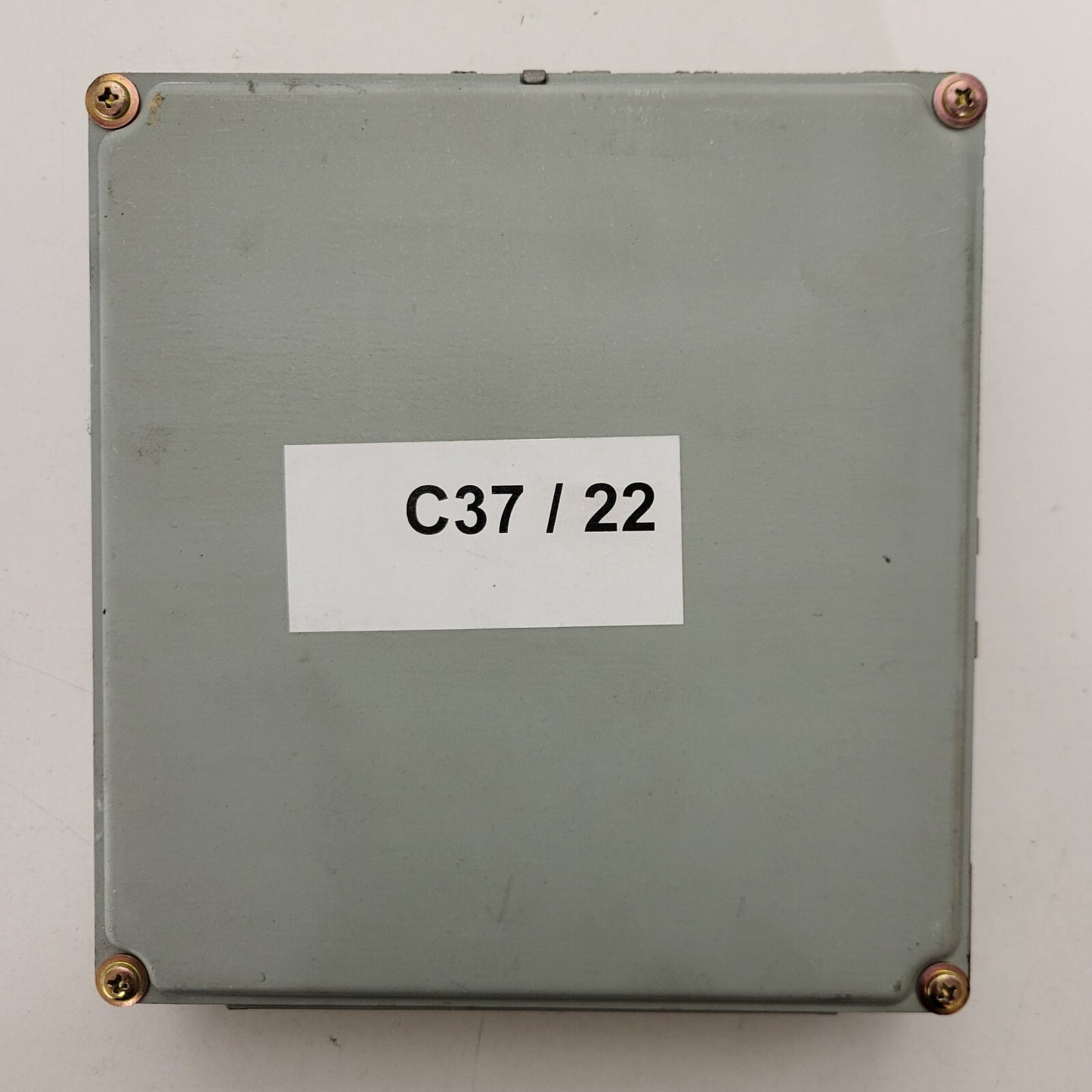 Nissan Almera ECU / MEC20-605 / HITACHI