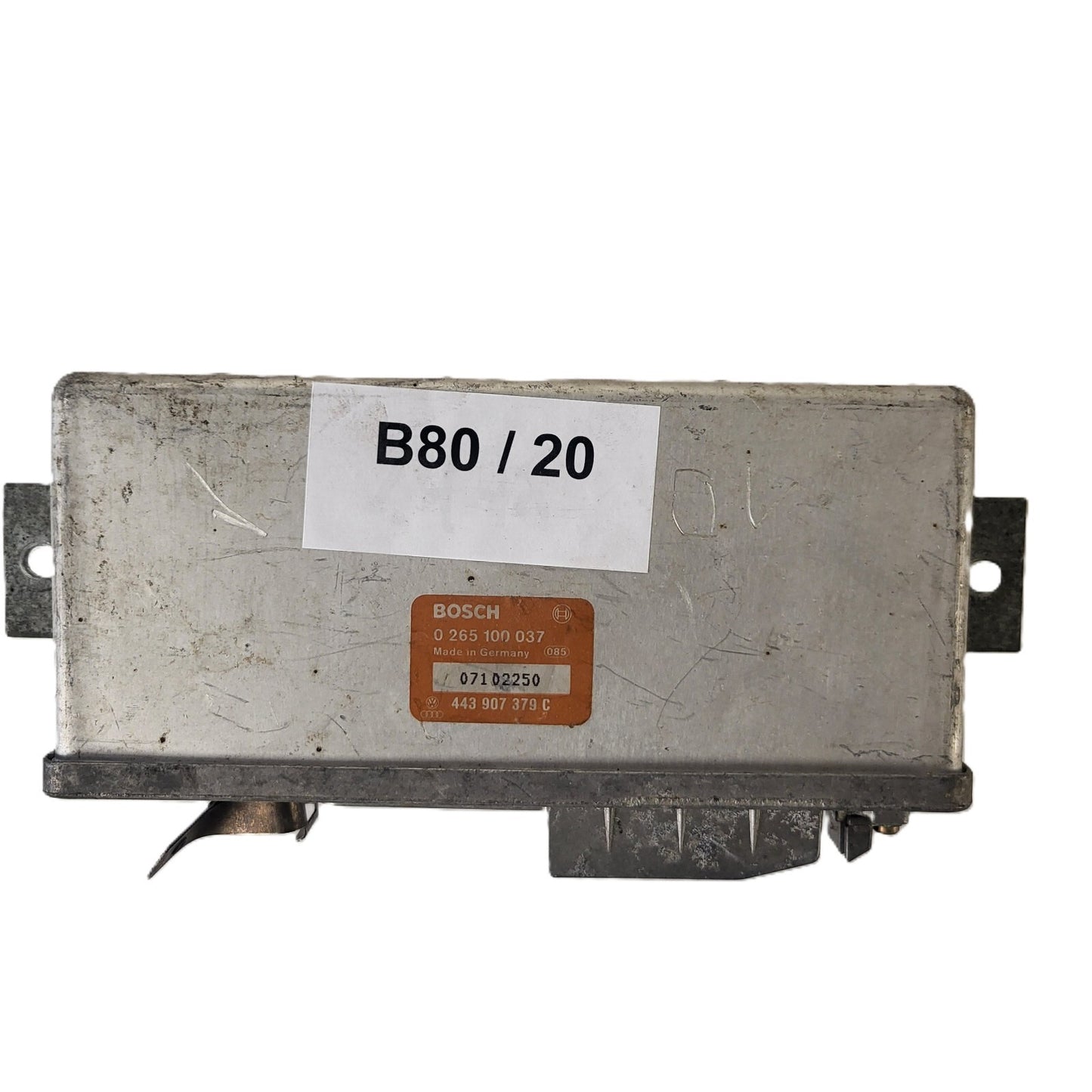 Audi ECU / 0265100037 / 443907379C / BOSCH