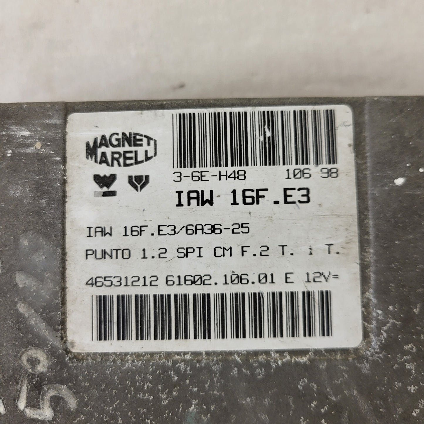 FIAT PUNTO 1.2 ECU / 16F.E3 / 46531212 / 61602.106.01 / MAGNETI MARELLI