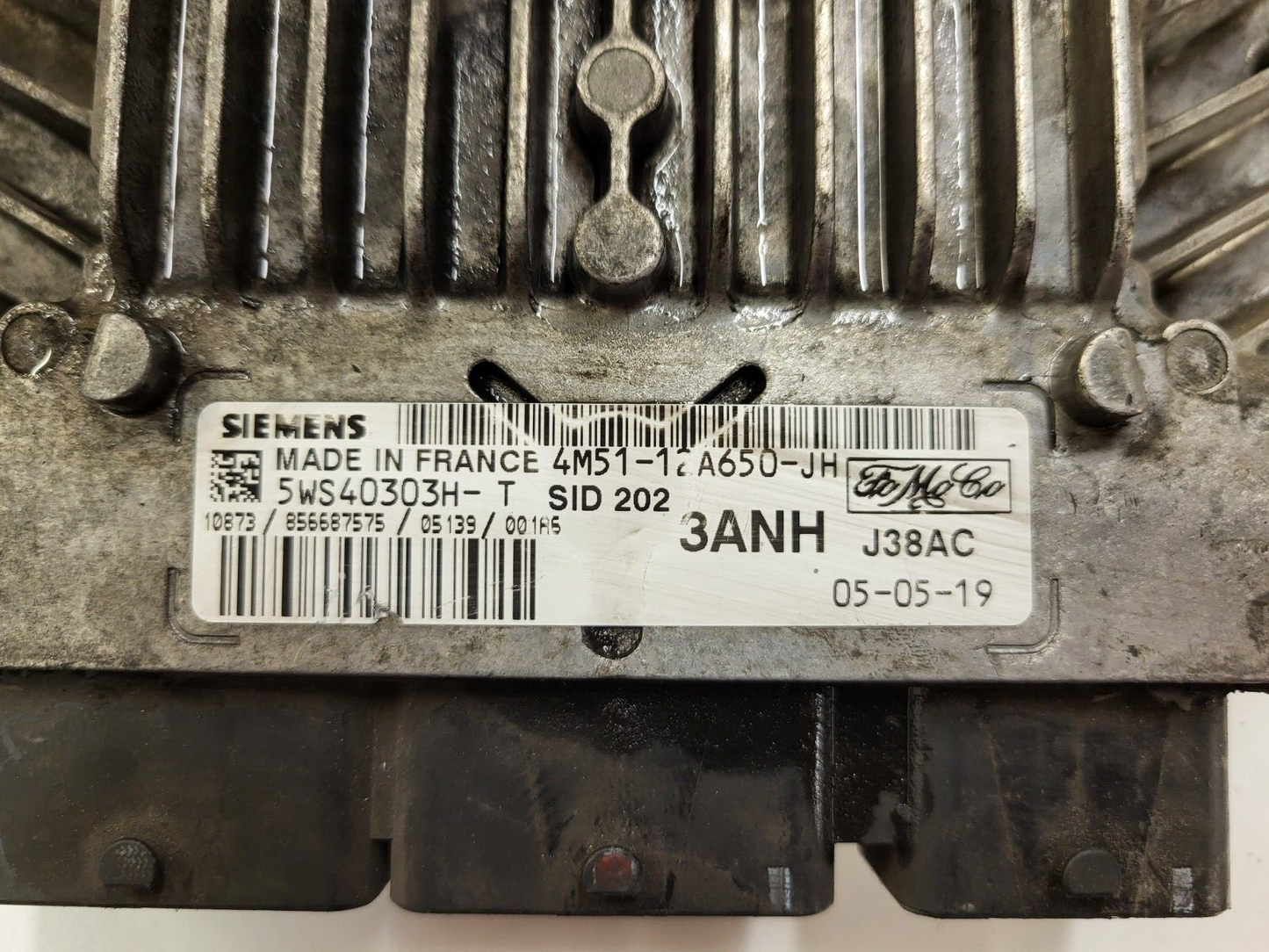 FORD ECU / 4M51-12A650-JH / 5WS40303H-T / 3ANH / J38AC / SIEMENS