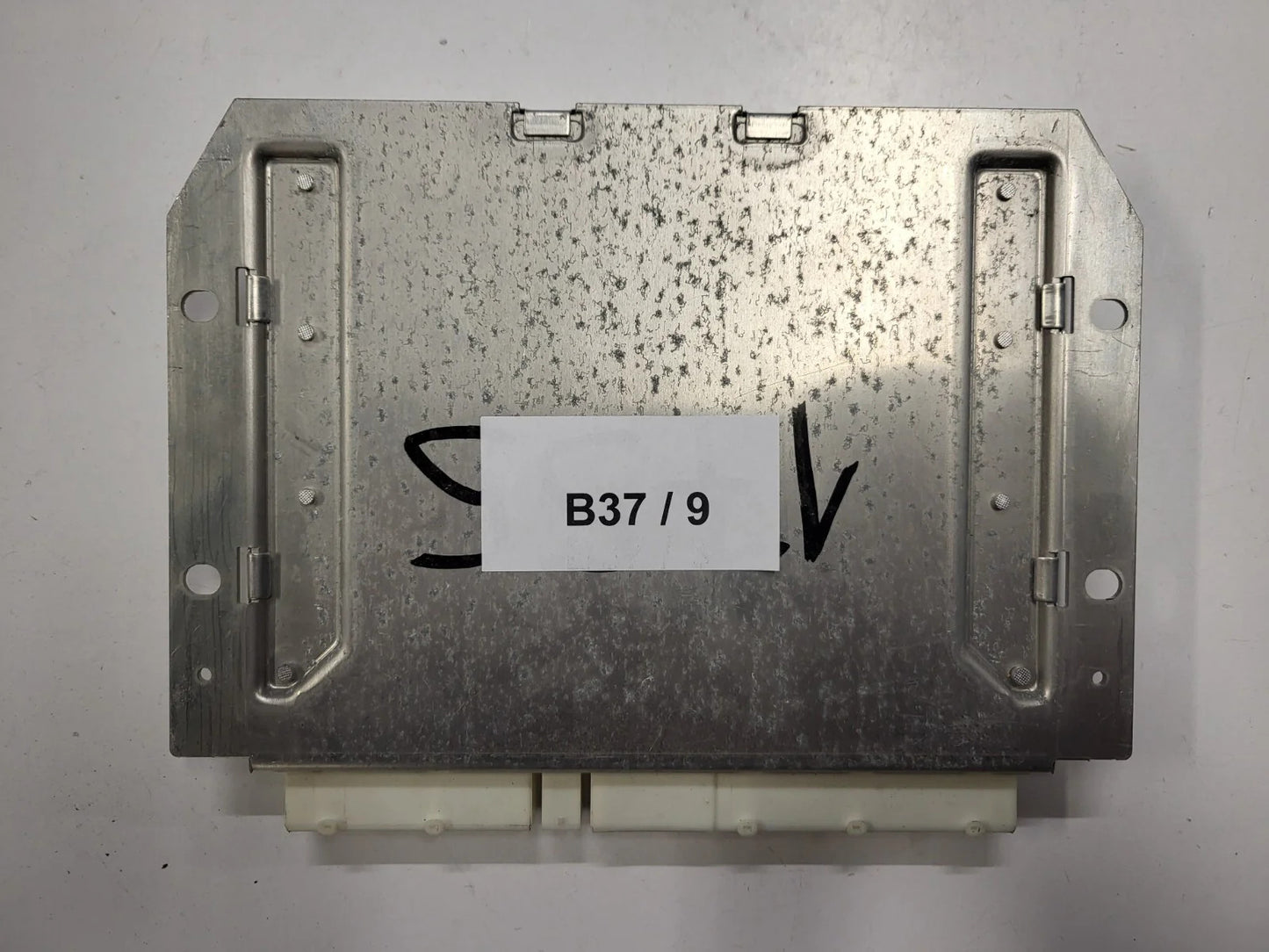 MERCDES BENZ ECU / 1685451332 / 0265109619 / BOSCH / ESP HBA