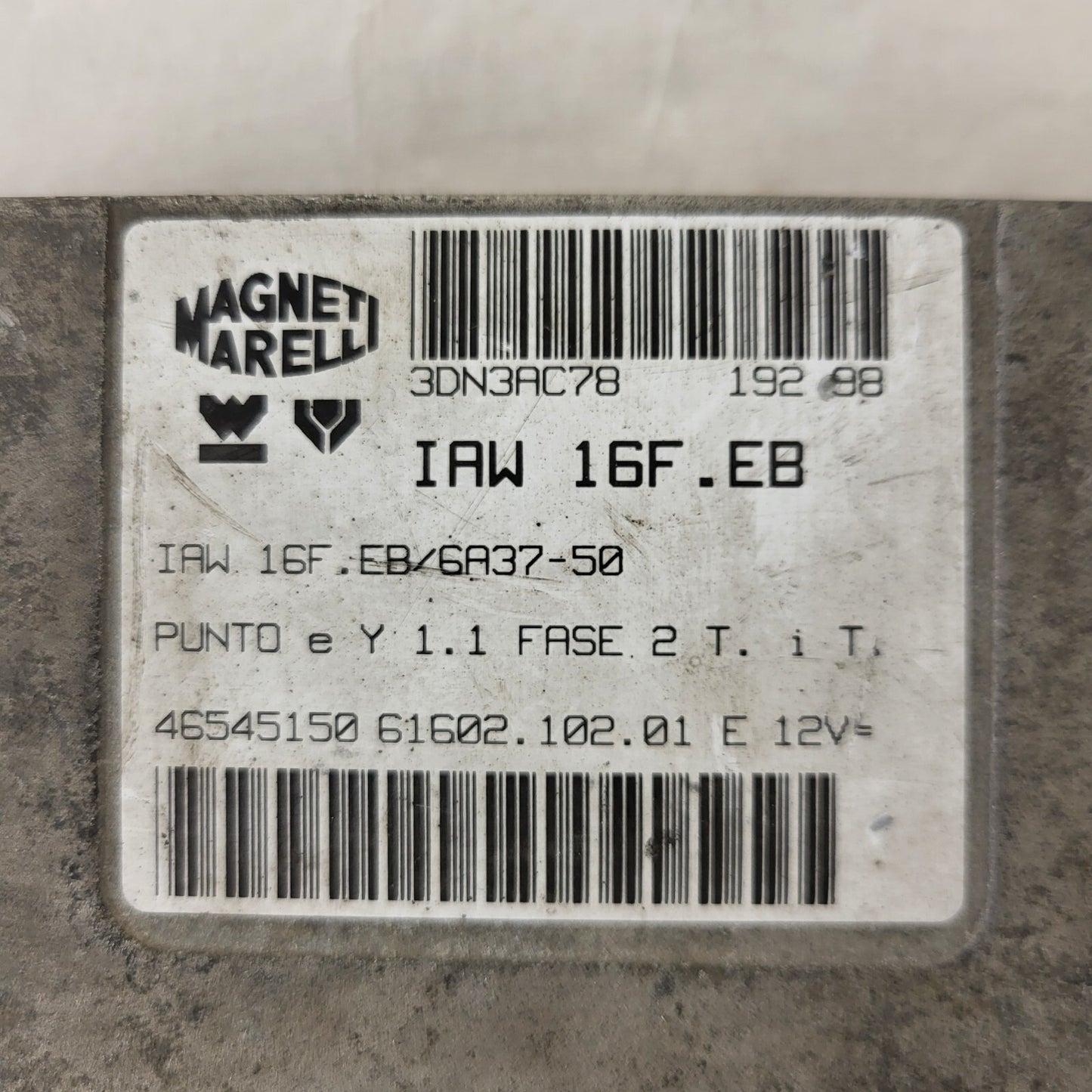 FIAT PUNTO LANCIA Y ECU / IAW 16F.EB / 46545150 / 61602.102.01 / MAGNETI MARELLI