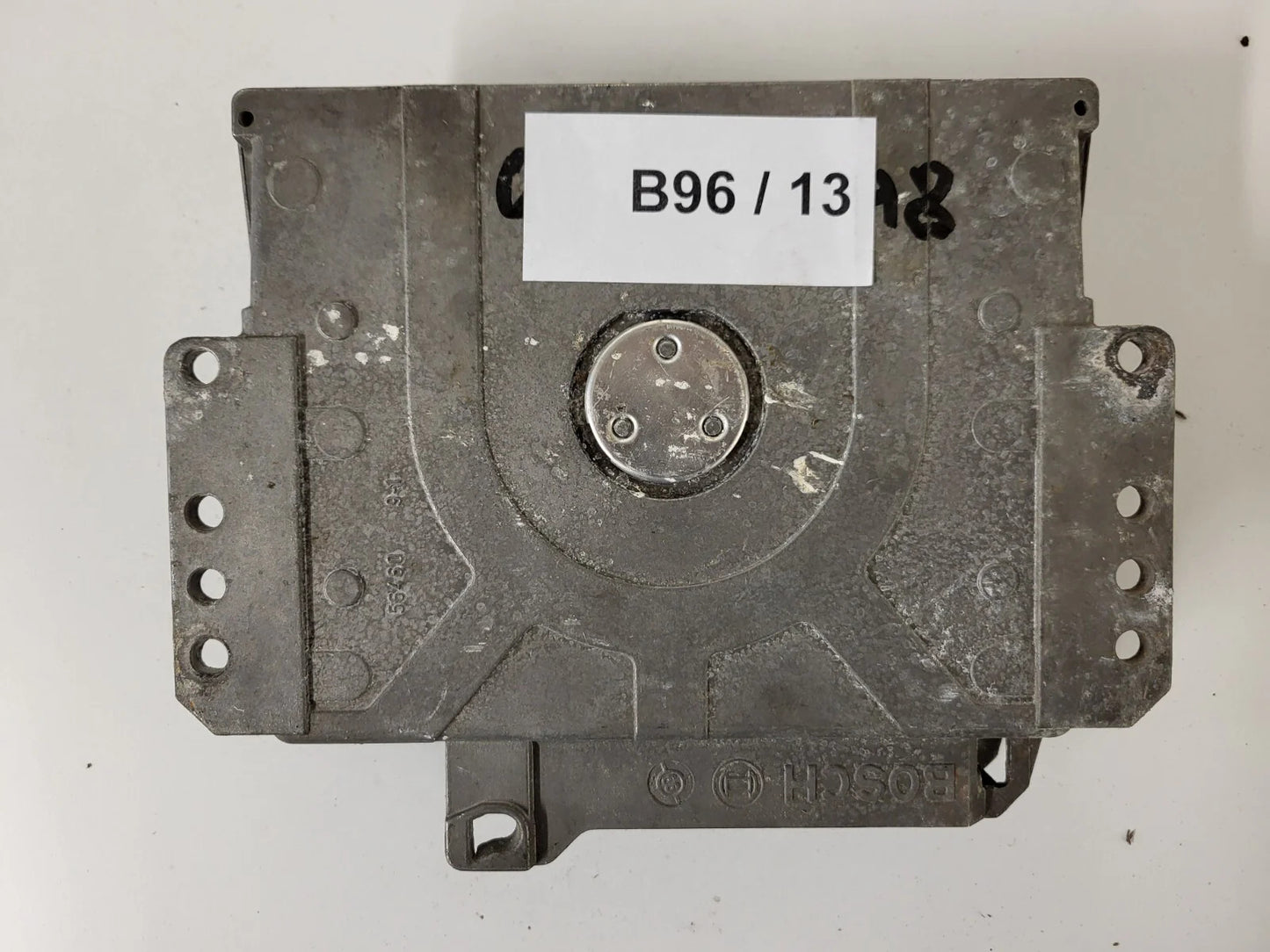 Peugeot Citroen ECU / 0261204788 / 9631528780 / BOSCH