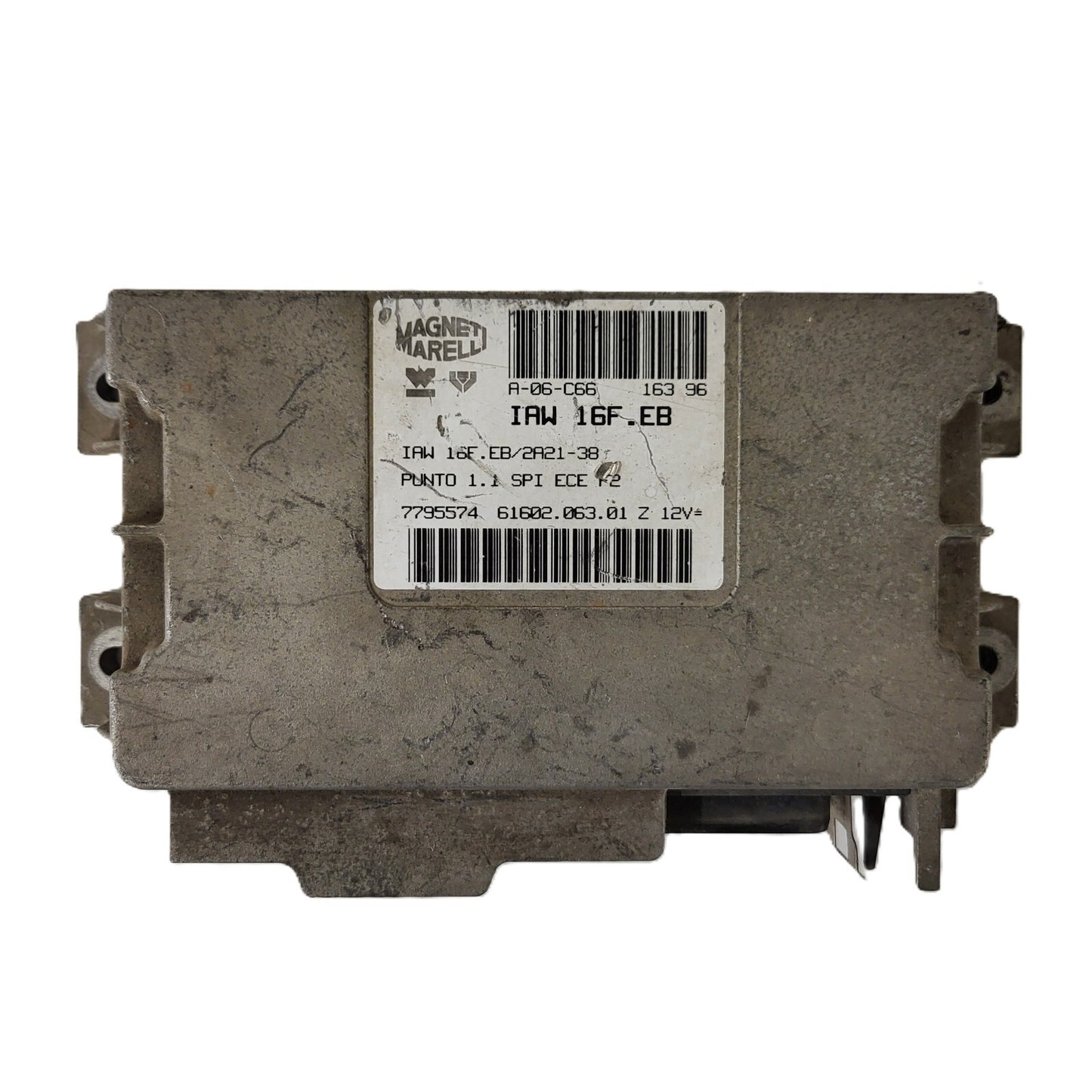 Fiat Punto 1.1 ECU / IAW 16F.EB / 7795574 / 61602.063.01 / MAGNETI MARELLI