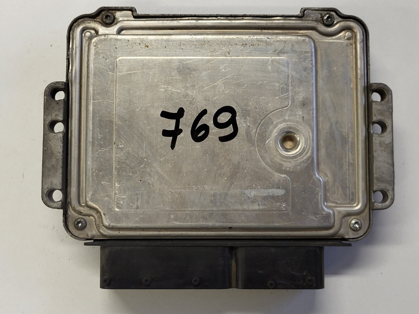 ALFA ROMEO 147 ECU / 0281012858 / 55204755 / BOSCH