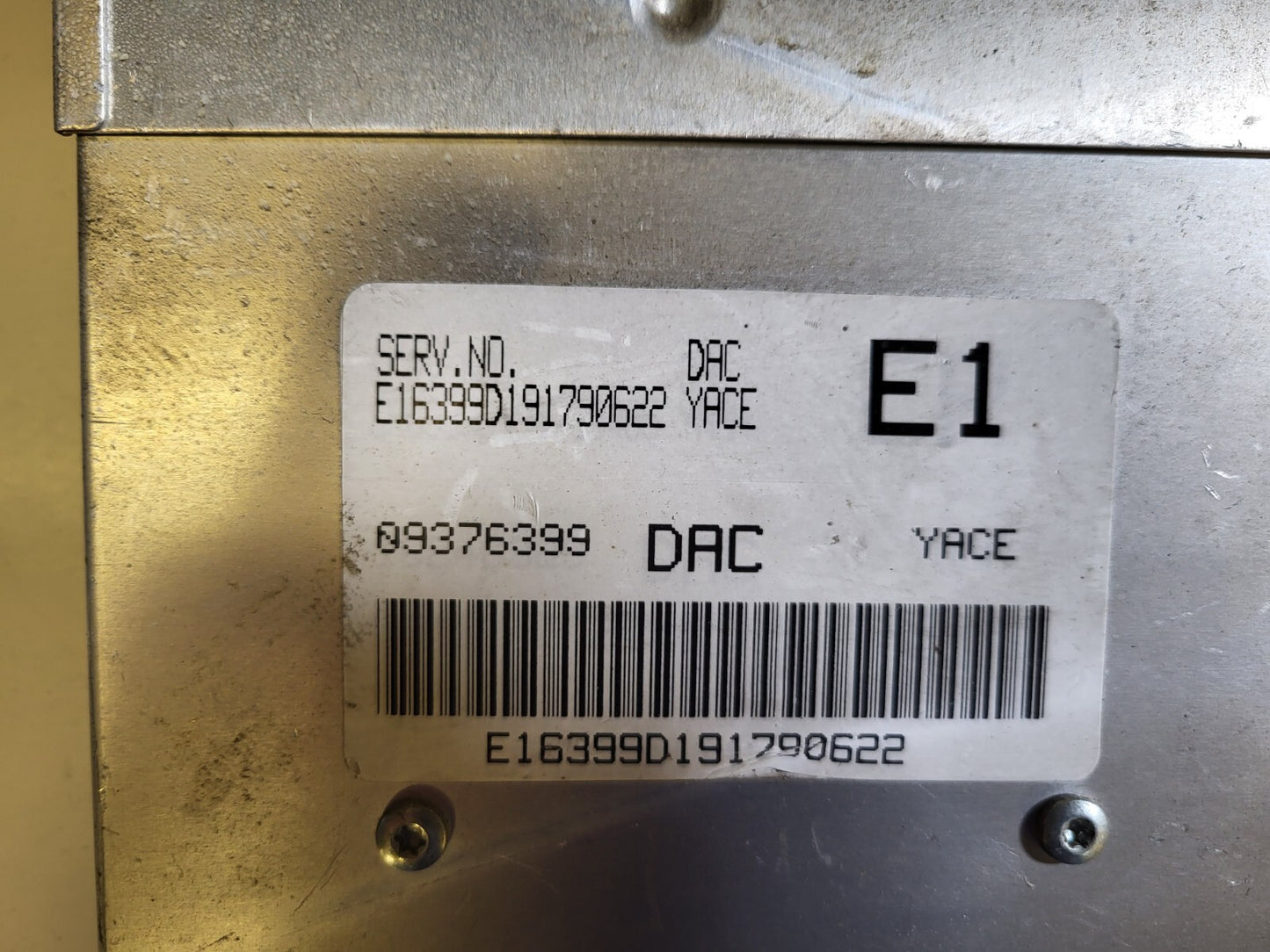 DAEWOO NUBIRA ECU / 09376399 / YACE /
