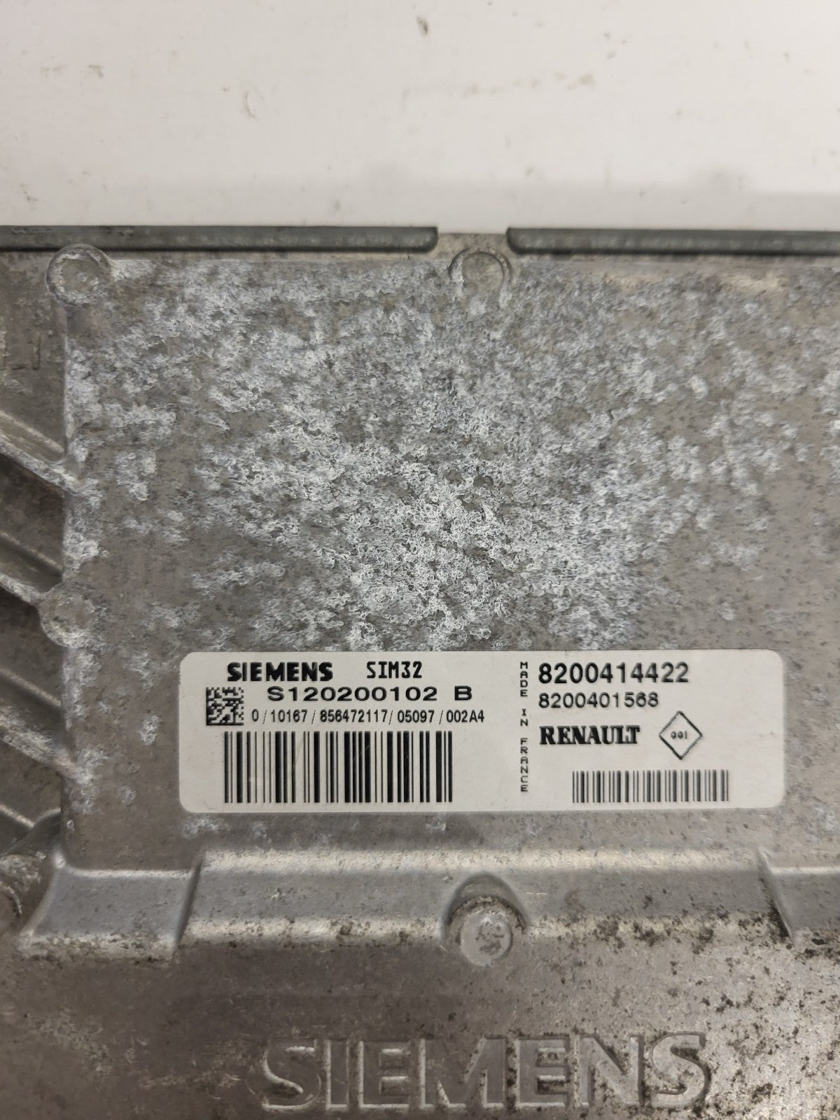Renault Modus ECU / S120200102B / 8200414422 / 8200401568 / S120200102 / SIM32