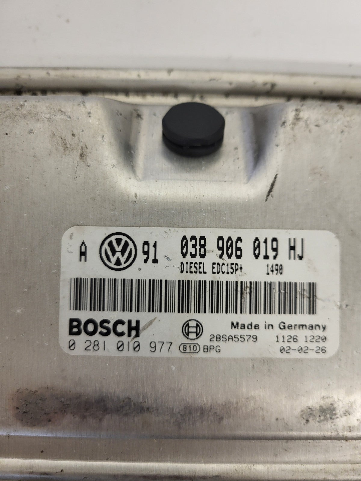VW GOLF ECU / 038906019HJ / 0281010977 / EDC15P+ / BOSCH