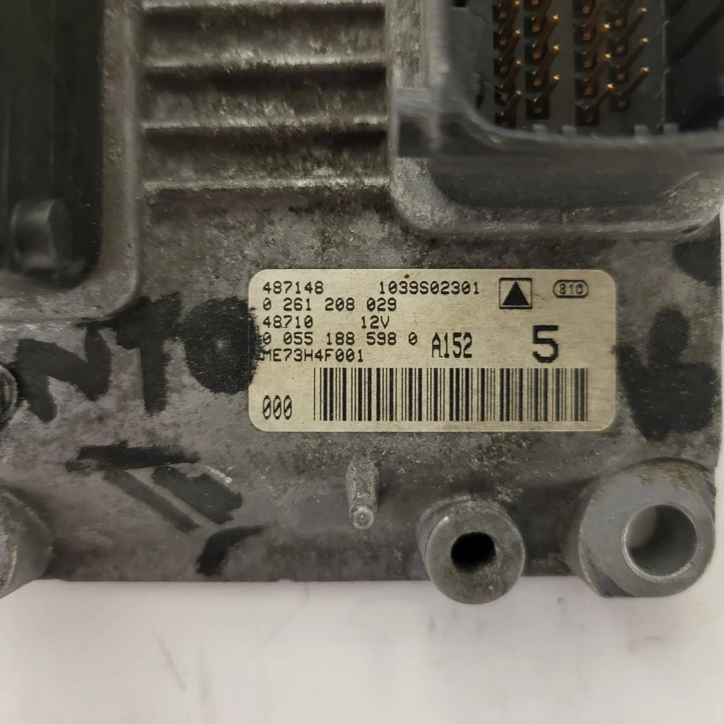 FIAT LANCIA ECU / 0261208029 / 00551885980 / ME73HP001 / ME73 / BOSCH
